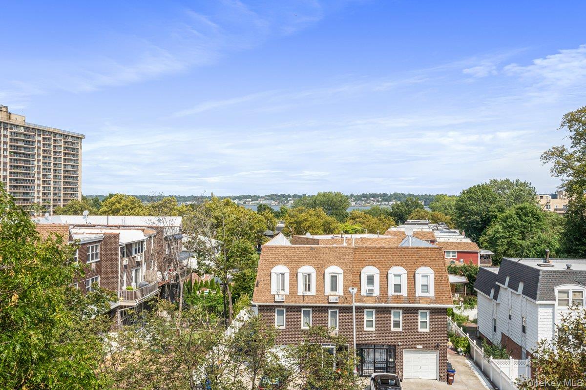 23-20 Bell Boulevard # 5F, Bayside, NY 11360