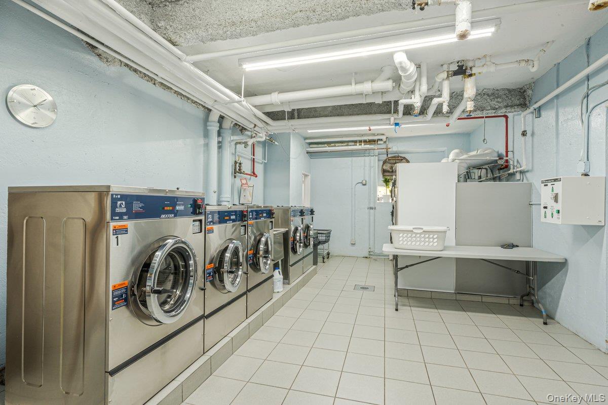 23-20 Bell Boulevard # 5F, Bayside, NY 11360