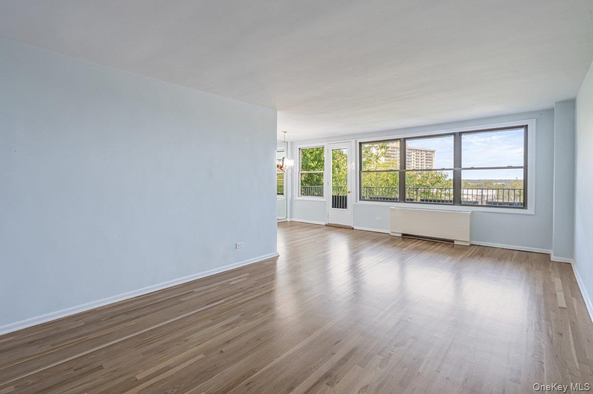 23-20 Bell Boulevard # 5F, Bayside, NY 11360