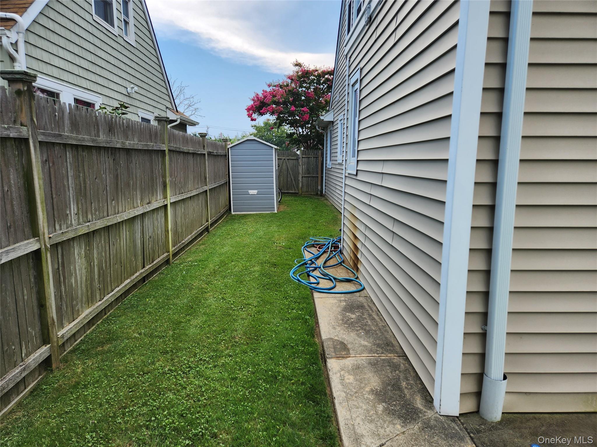 827 E Park Avenue # Lower, Long Beach, NY 11561