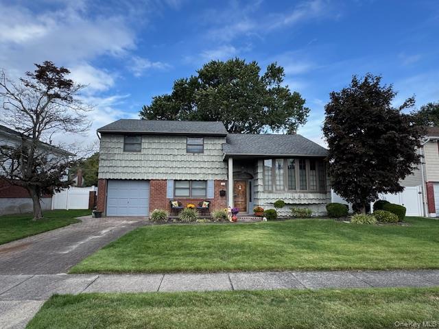 24 Patricia Lane, Syosset, NY 11791