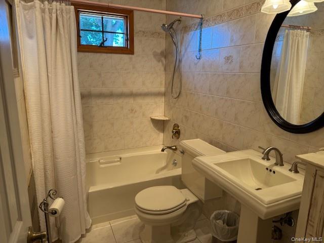 24 Patricia Lane, Syosset, NY 11791