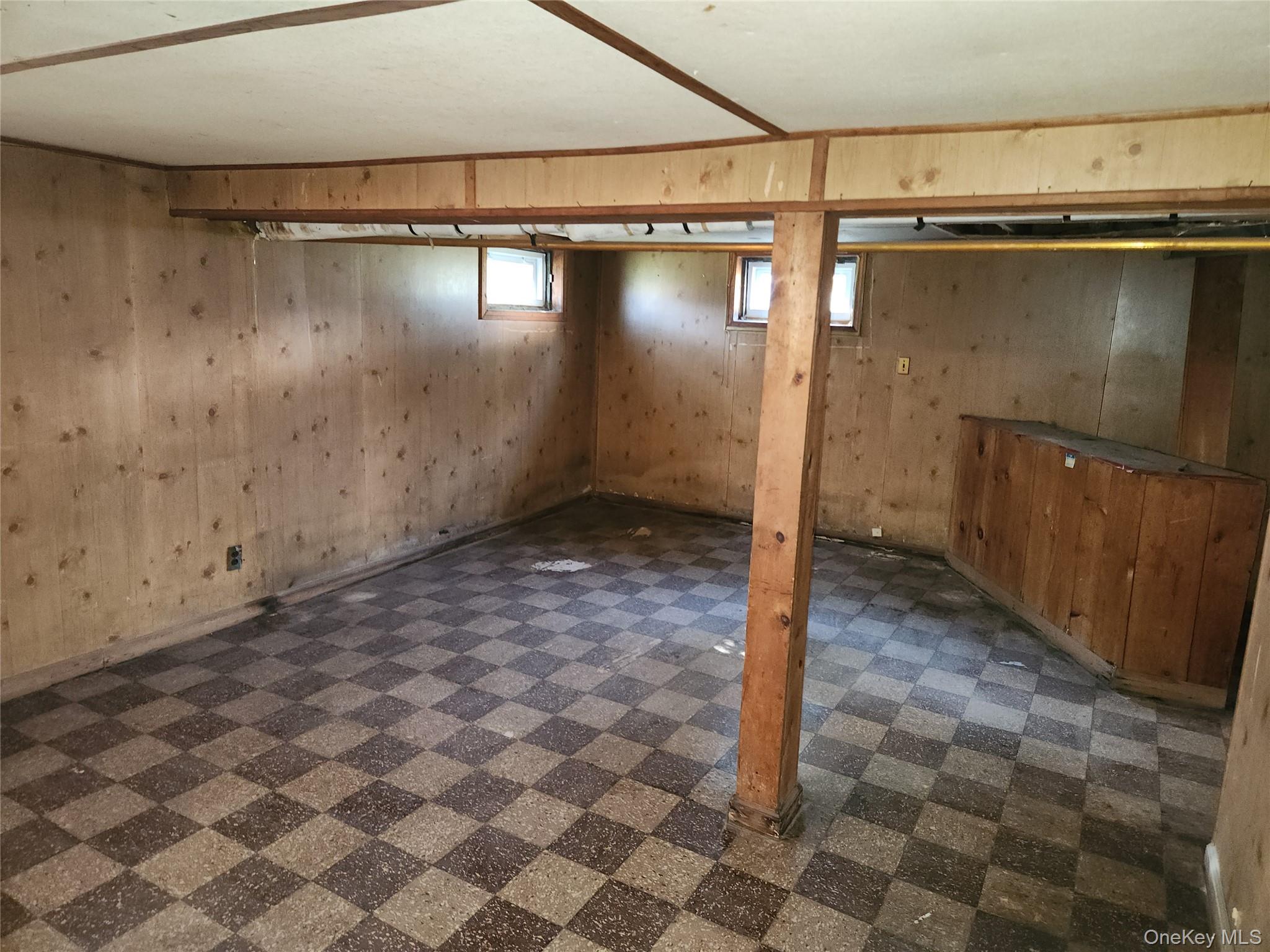 419 Coolidge Avenue, Rockville Centre, NY 11570