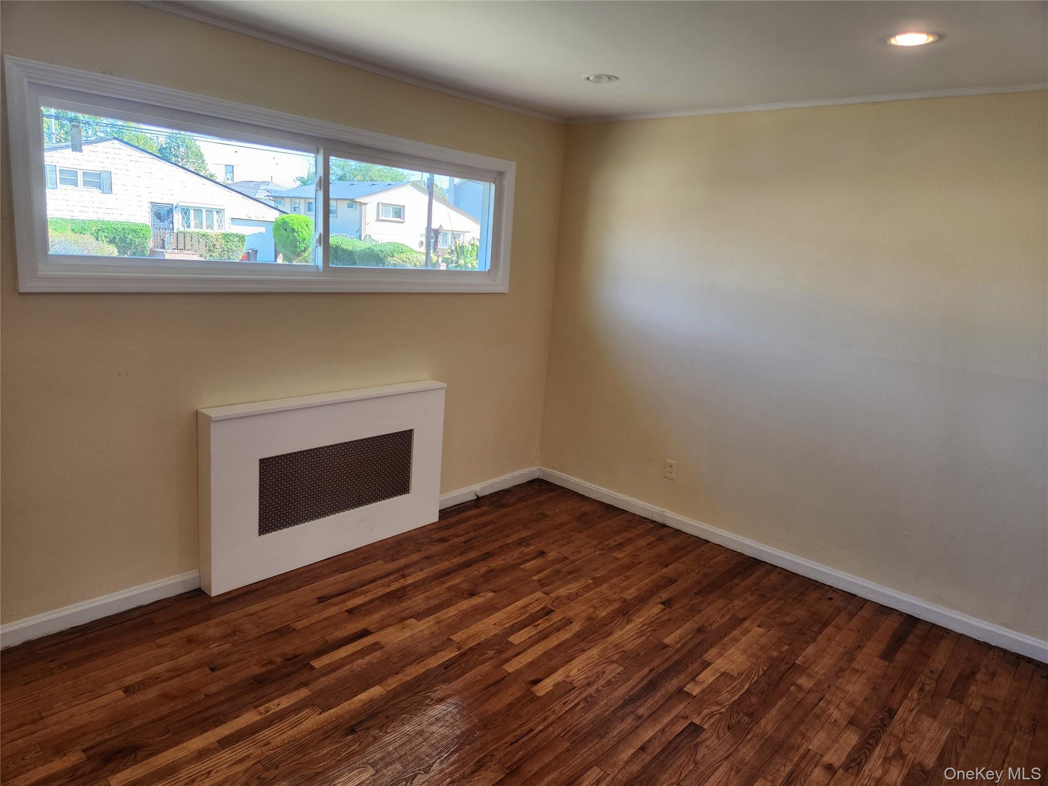 419 Coolidge Avenue, Rockville Centre, NY 11570