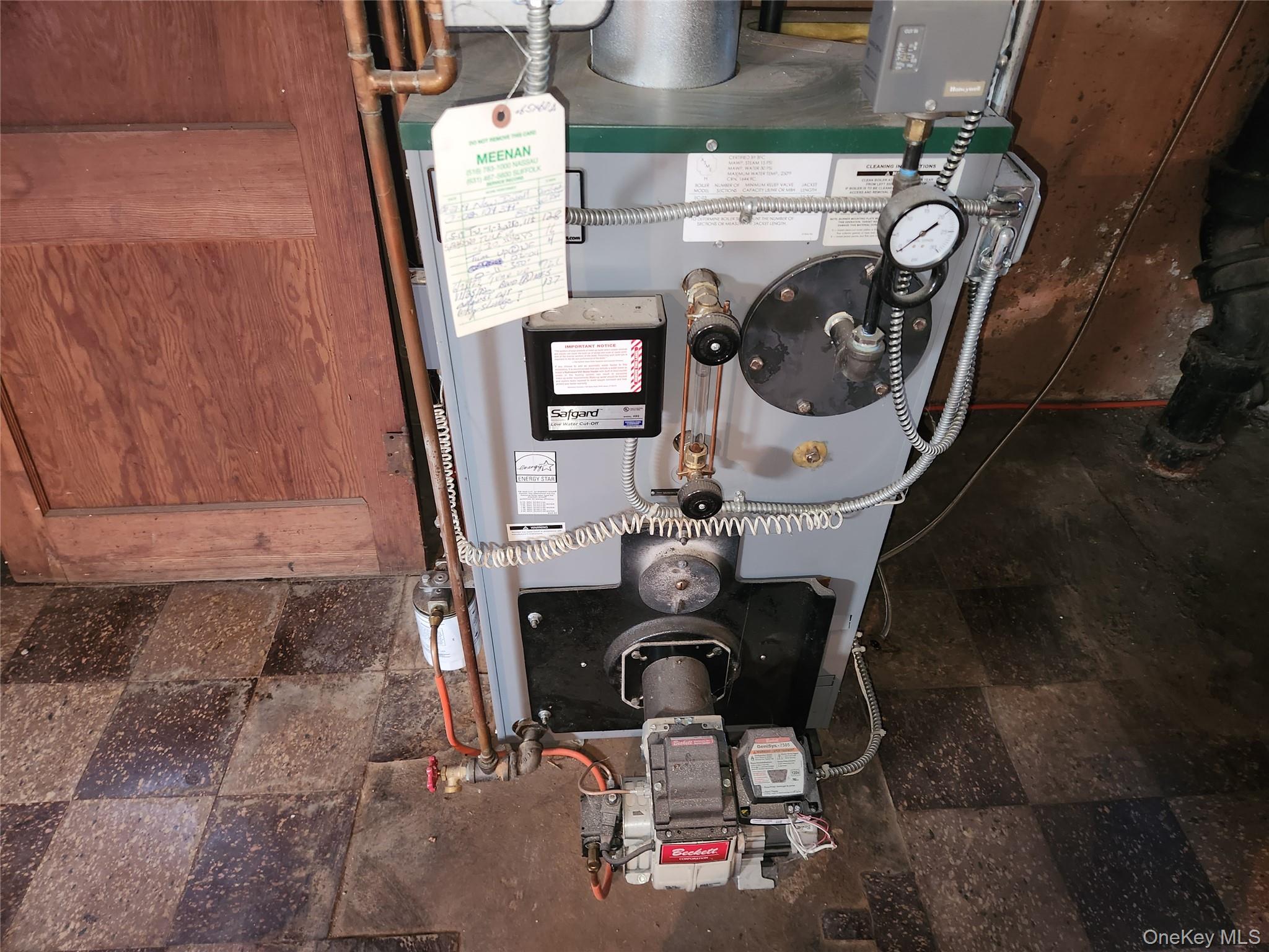 419 Coolidge Avenue, Rockville Centre, NY 11570