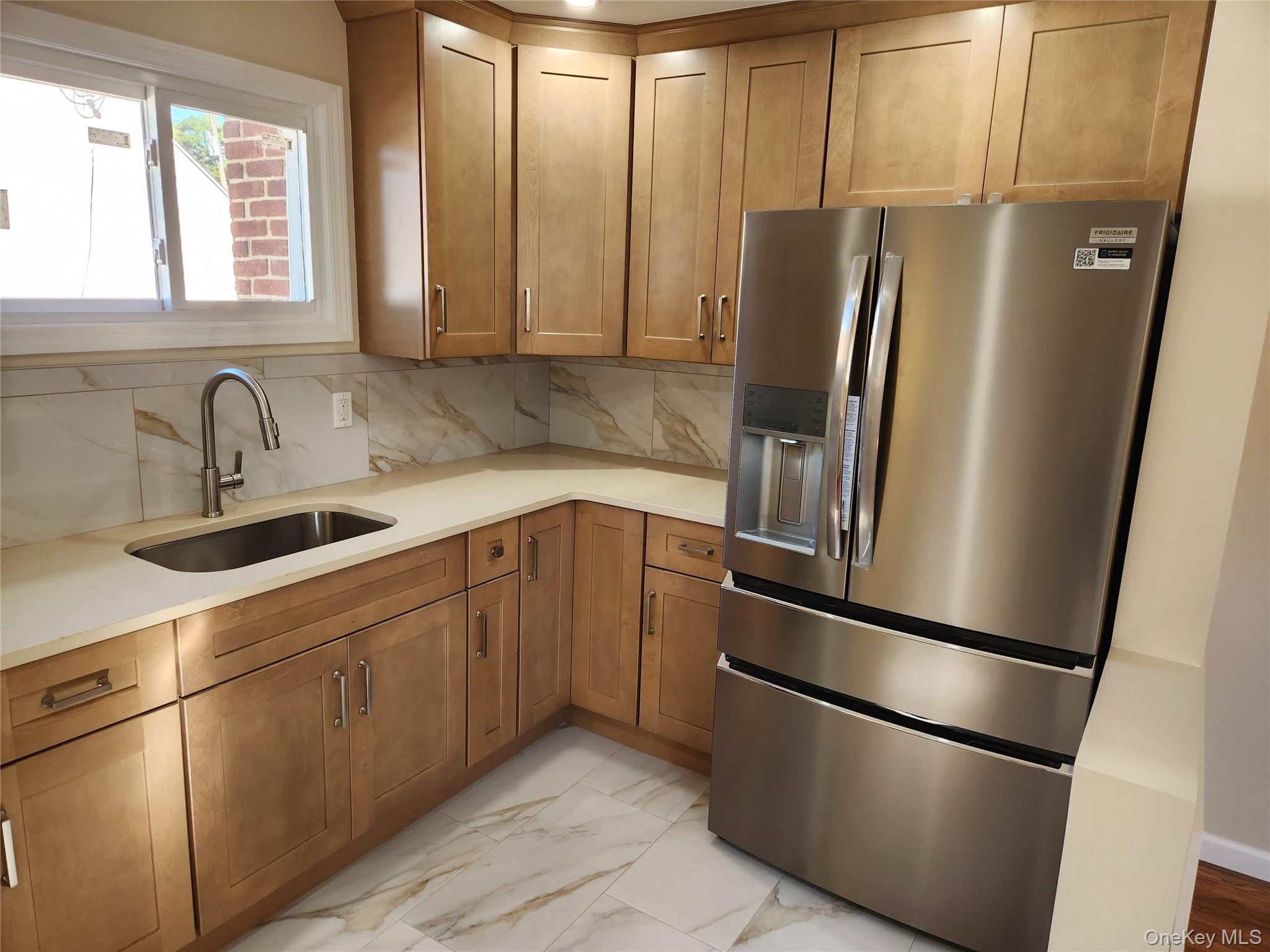 419 Coolidge Avenue, Rockville Centre, NY 11570