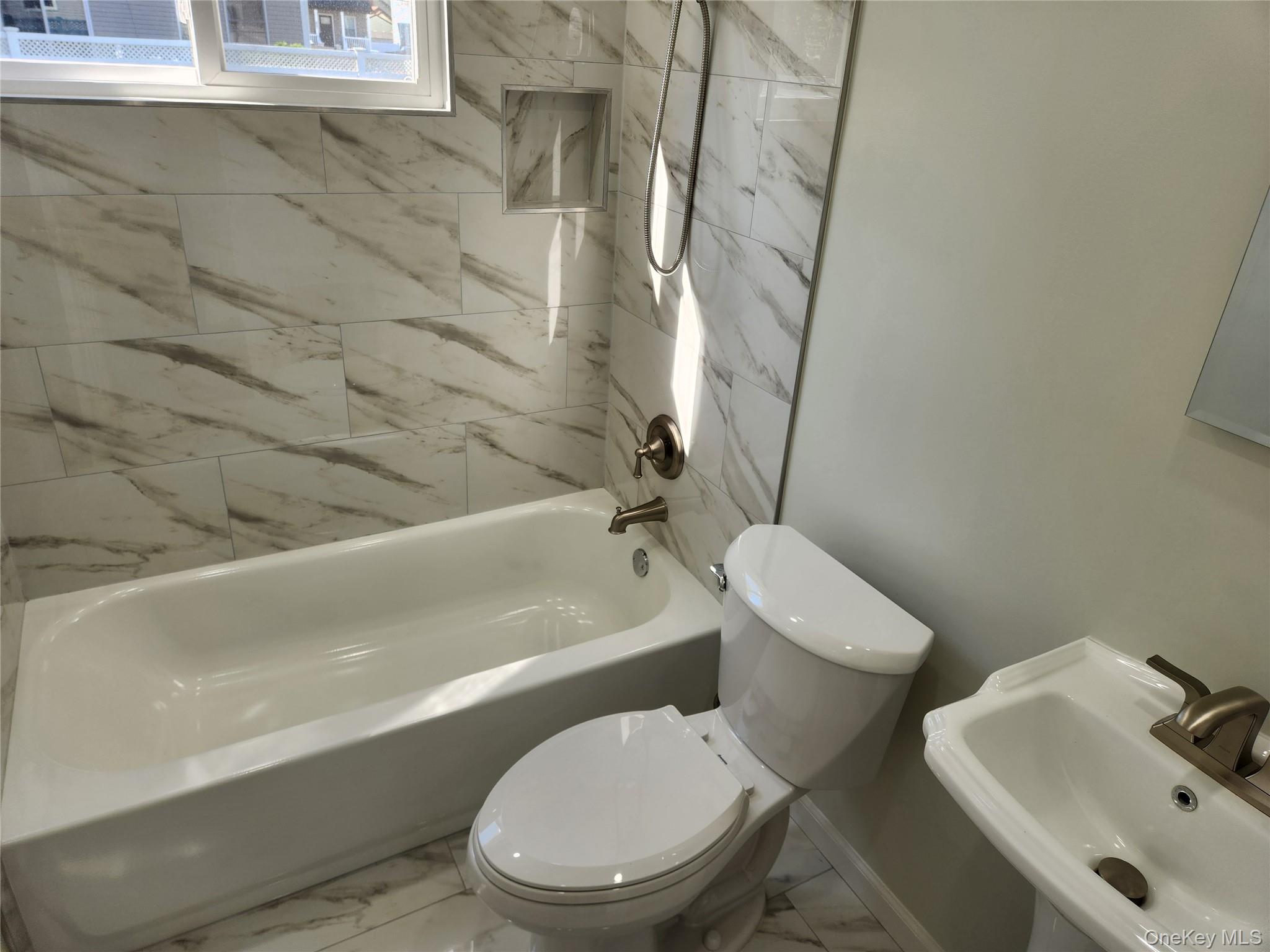 419 Coolidge Avenue, Rockville Centre, NY 11570