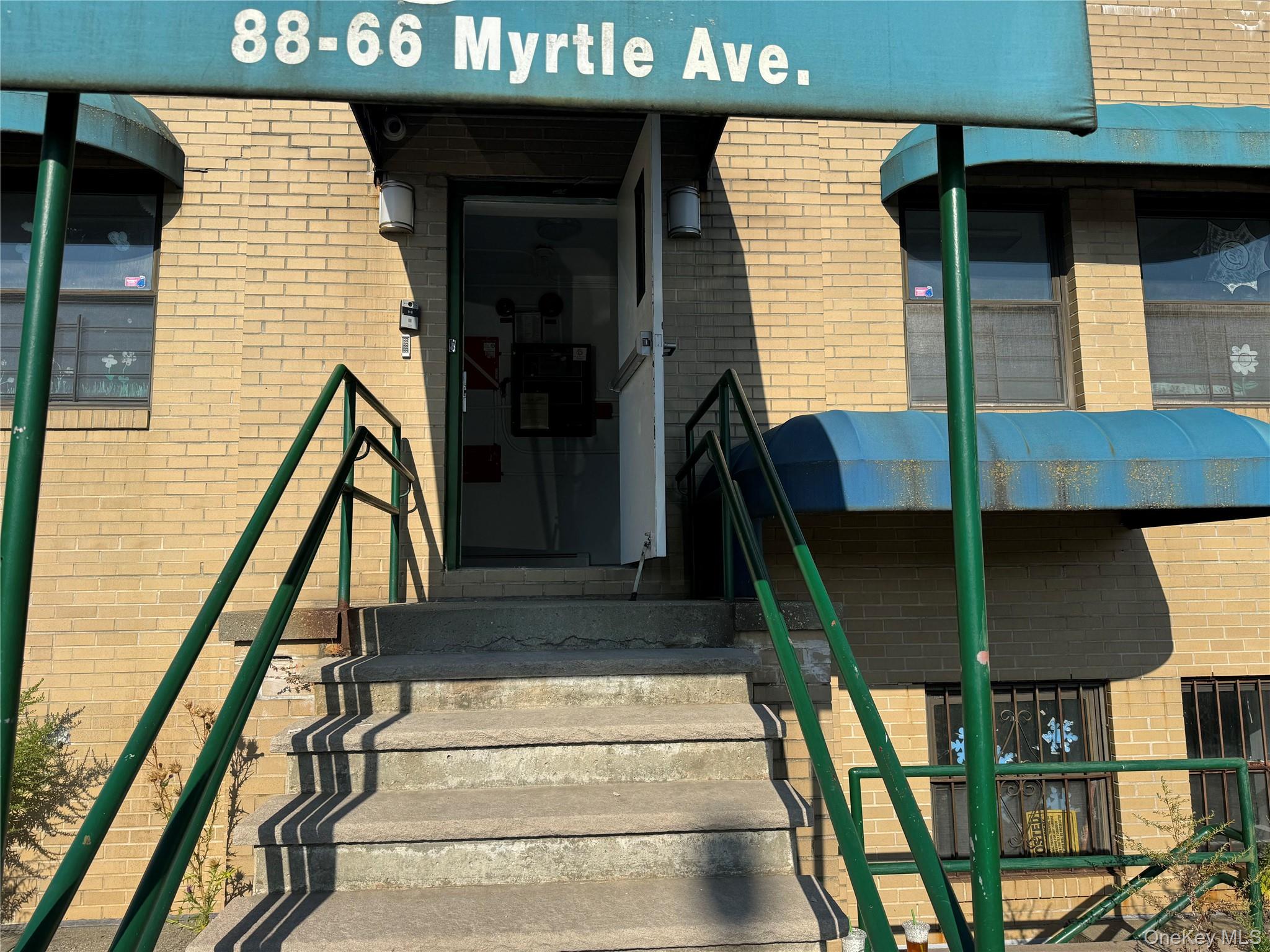 8866 Myrtle Avenue, Glendale, NY 11385