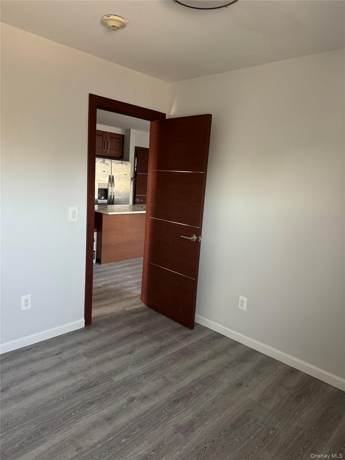 8866 Myrtle Avenue, Glendale, NY 11385