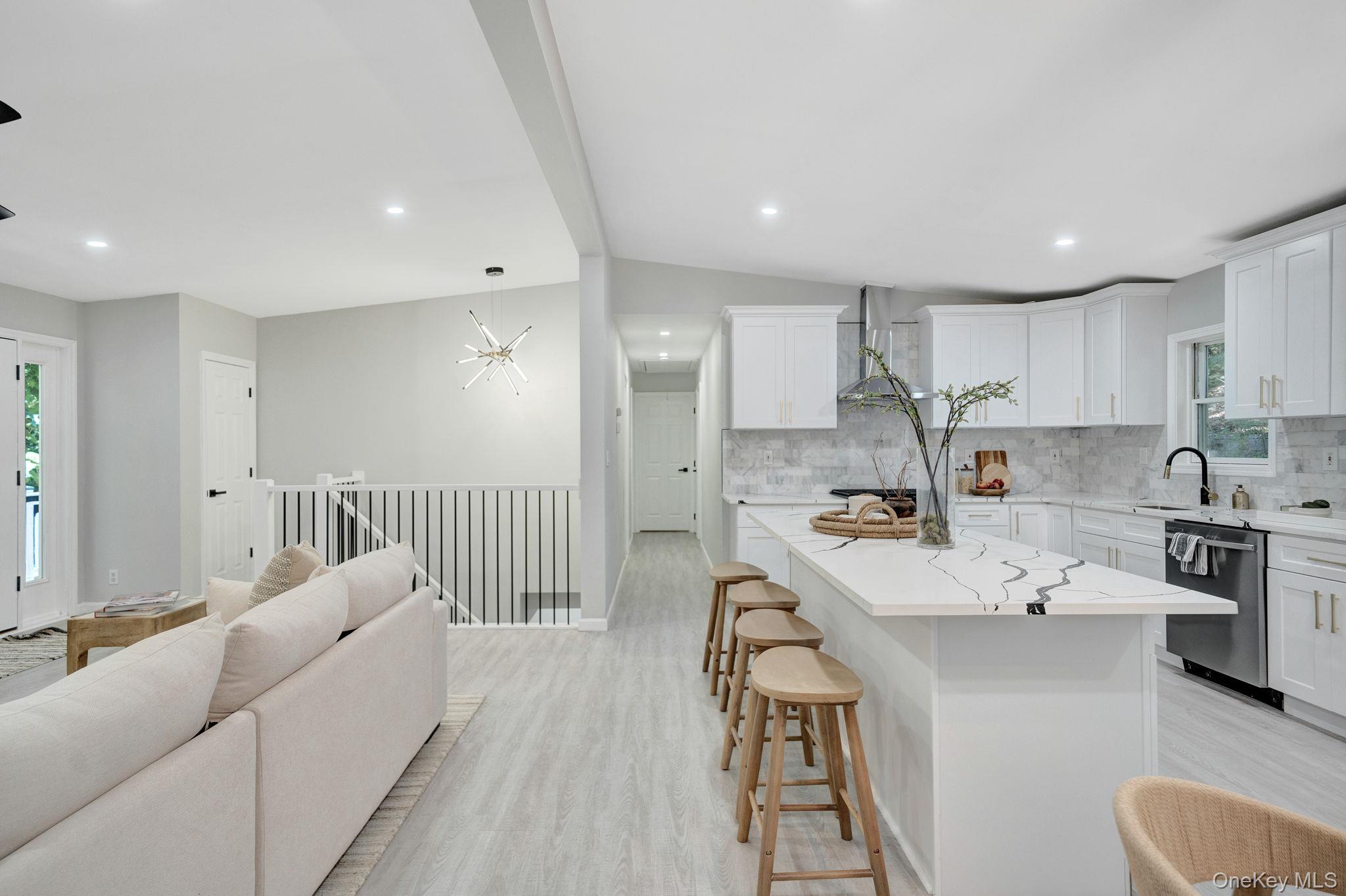 644A Bread And Cheese Hollow Road, Northport, NY 11768