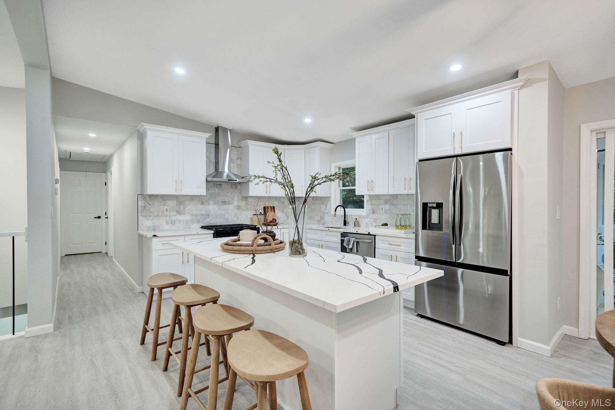 644A Bread And Cheese Hollow Road, Northport, NY 11768