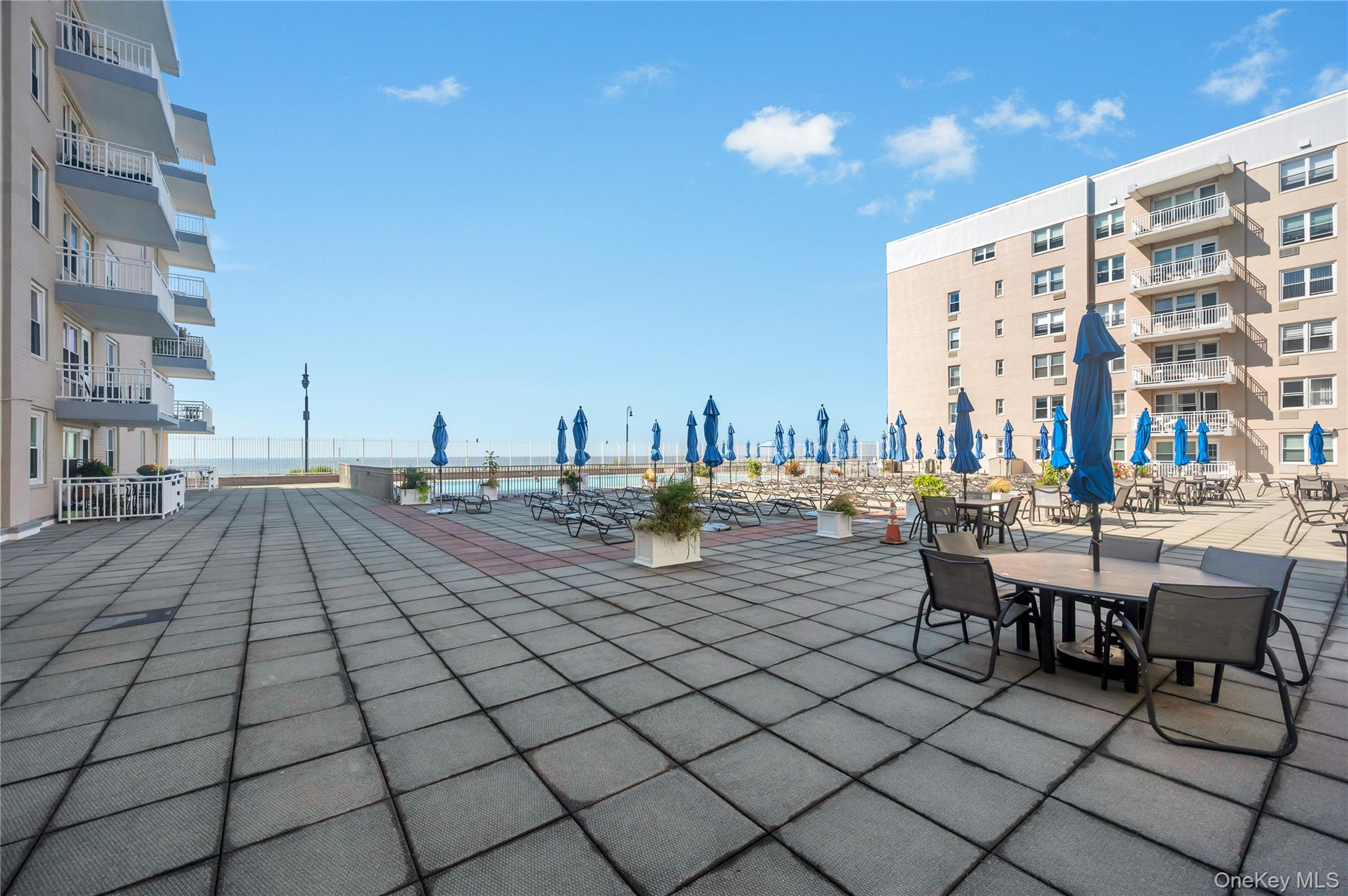 522 Shore Road # 3U, Long Beach, NY 11561