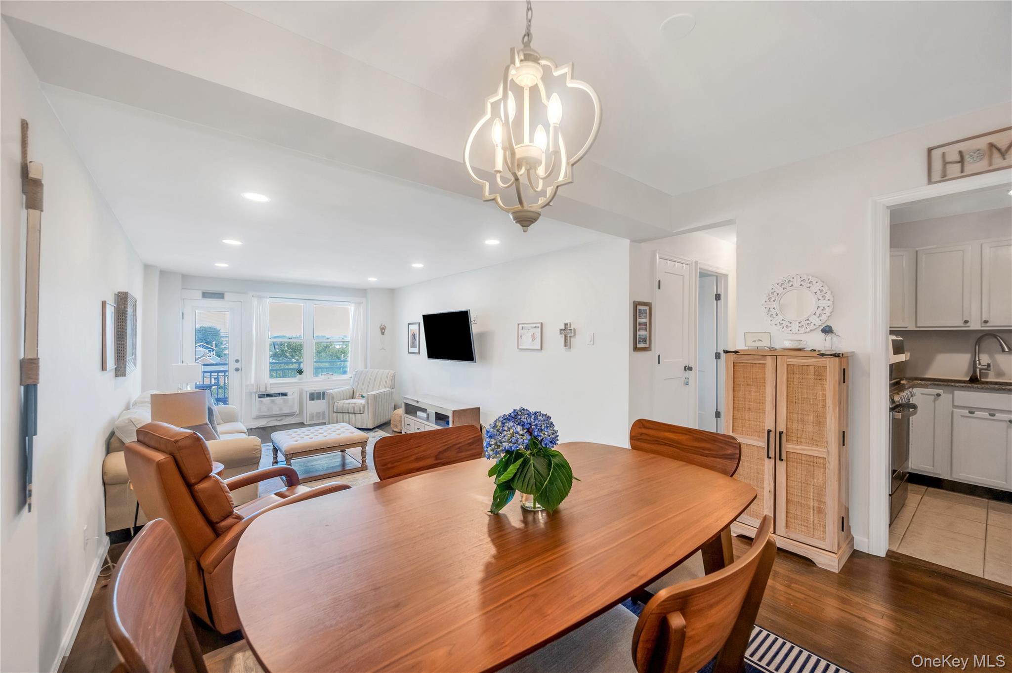 522 Shore Road # 3U, Long Beach, NY 11561