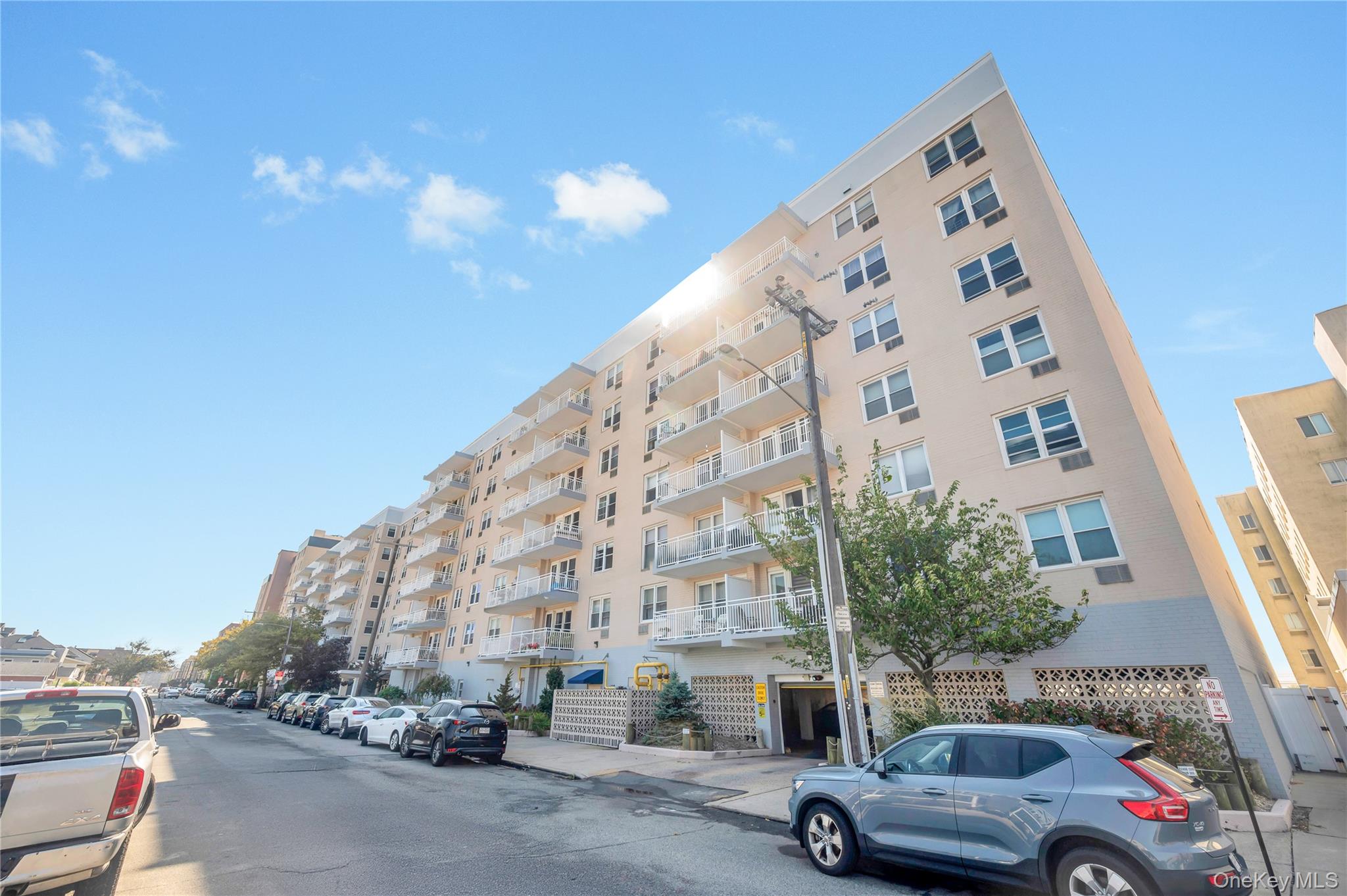 522 Shore Road # 3U, Long Beach, NY 11561