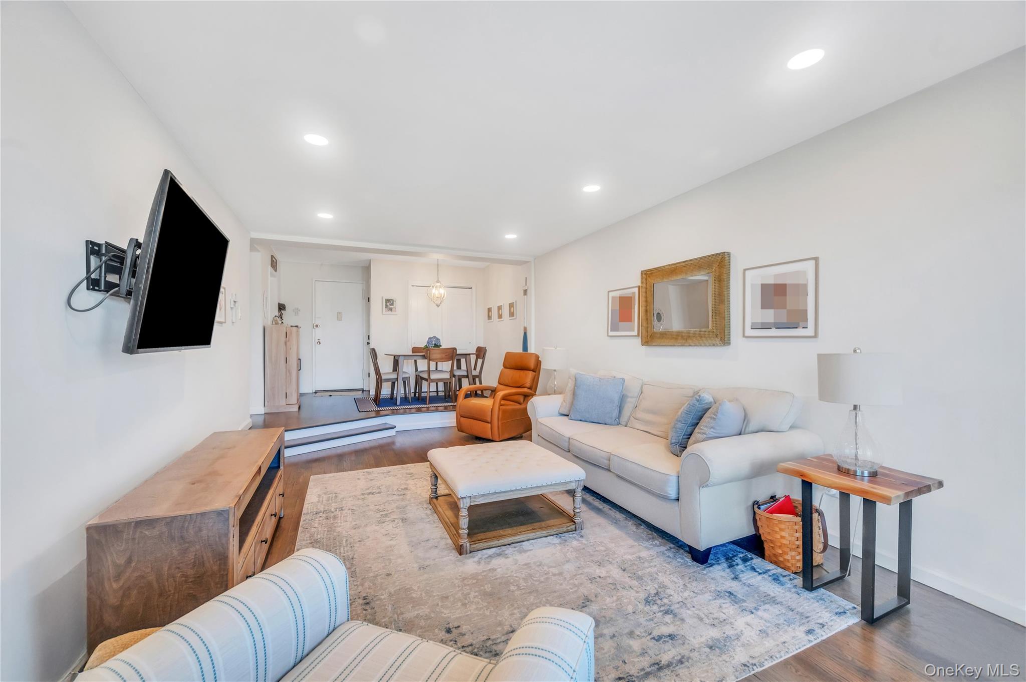 522 Shore Road # 3U, Long Beach, NY 11561