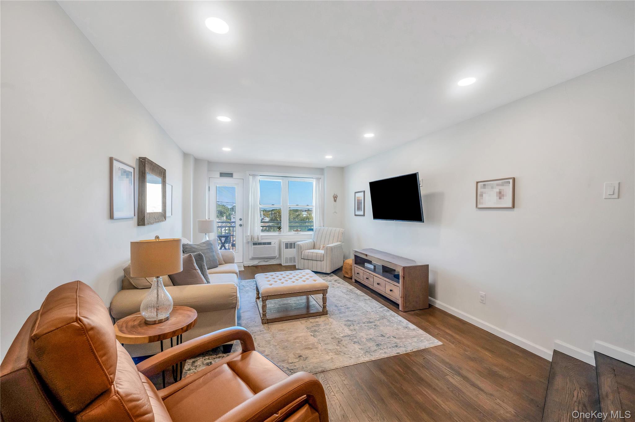 522 Shore Road # 3U, Long Beach, NY 11561