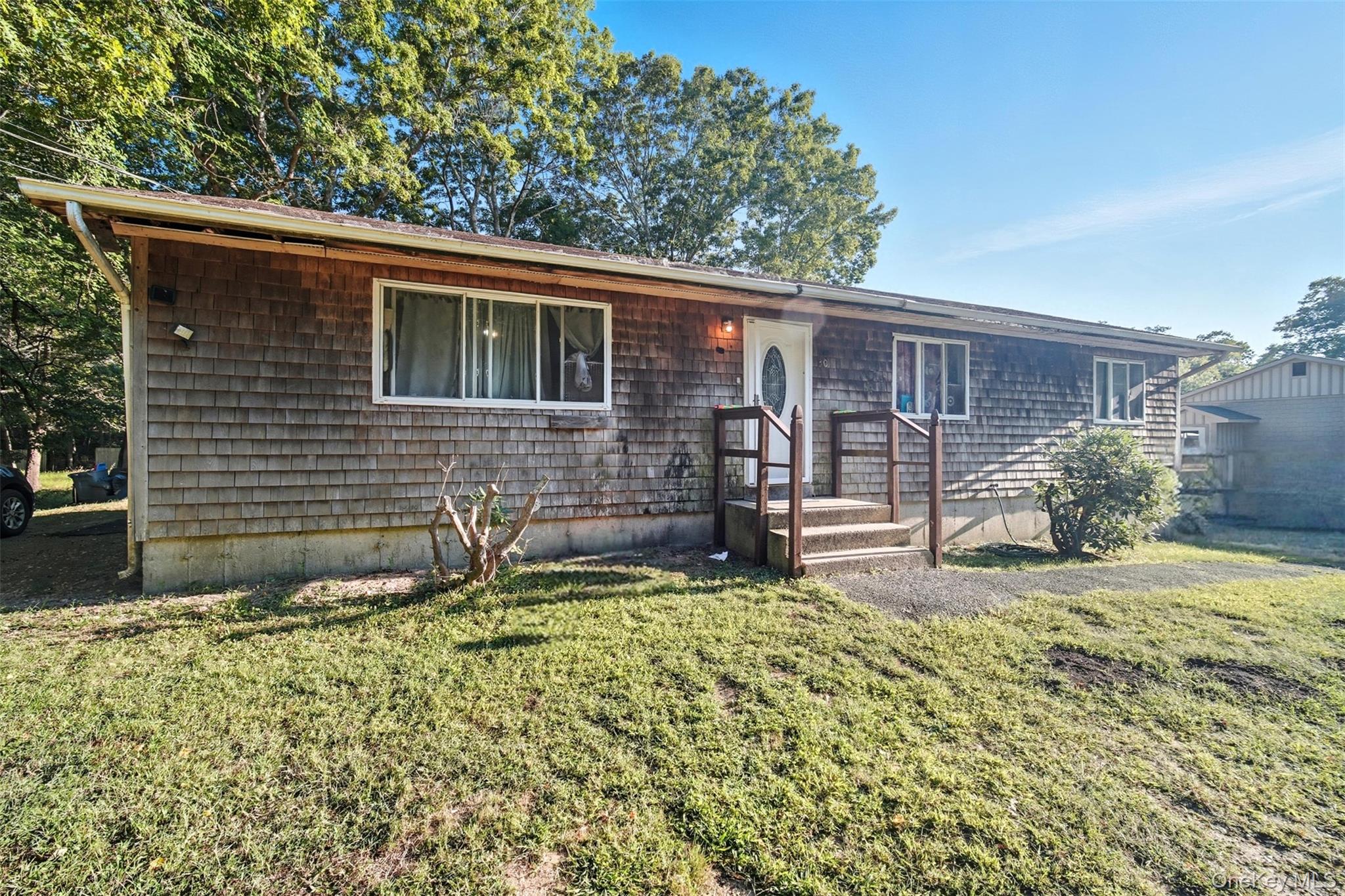 30 Fords Lane, Southampton, NY 11968