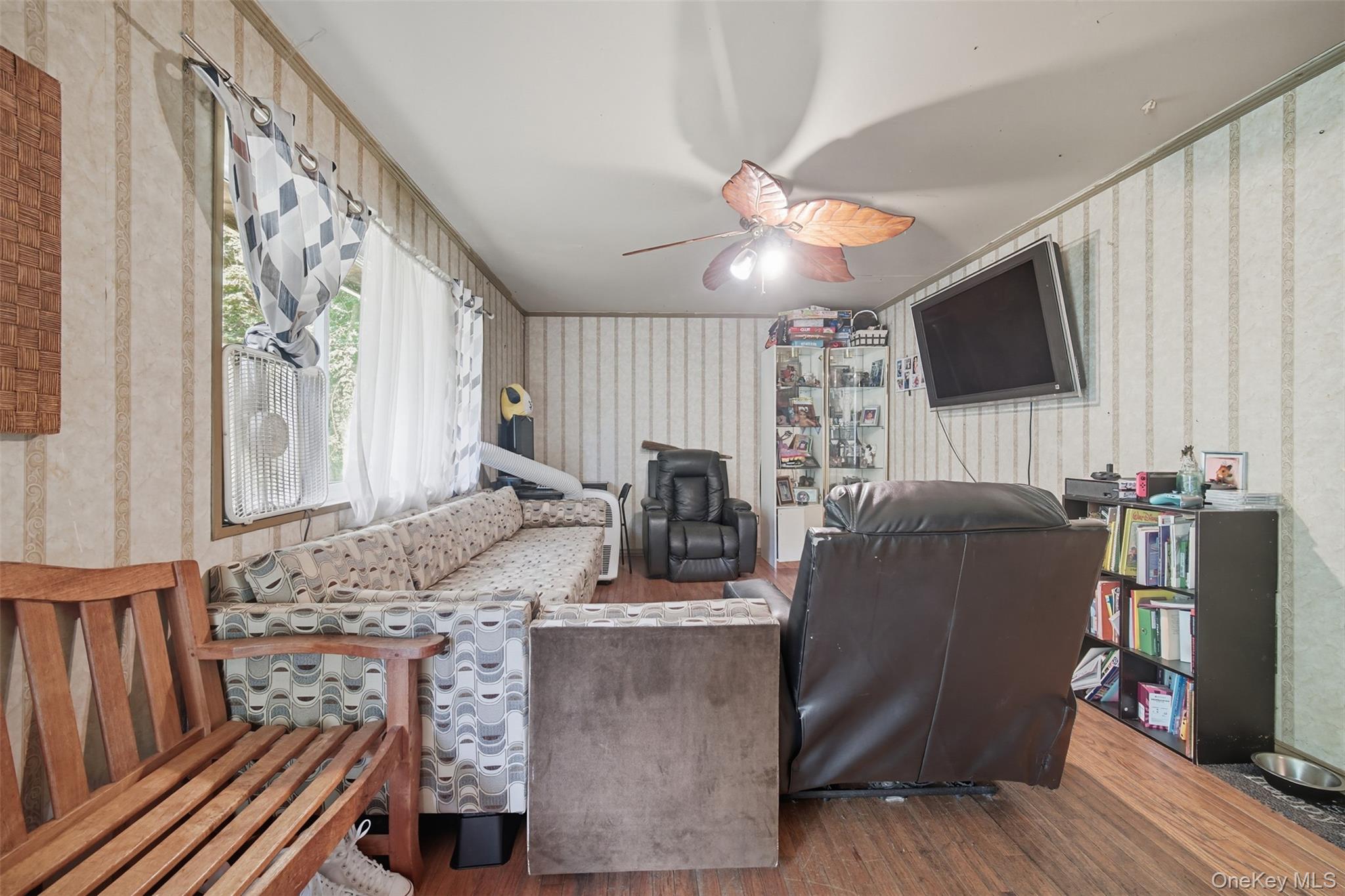 30 Fords Lane, Southampton, NY 11968