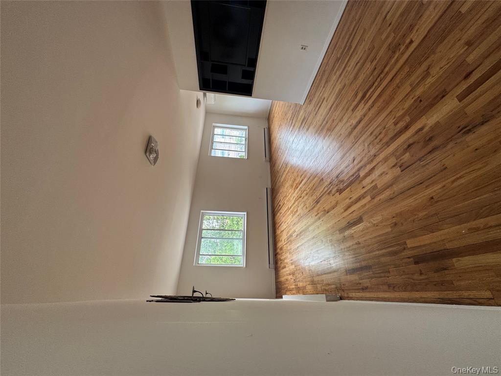 25-72 127 St, Flushing, NY 11354