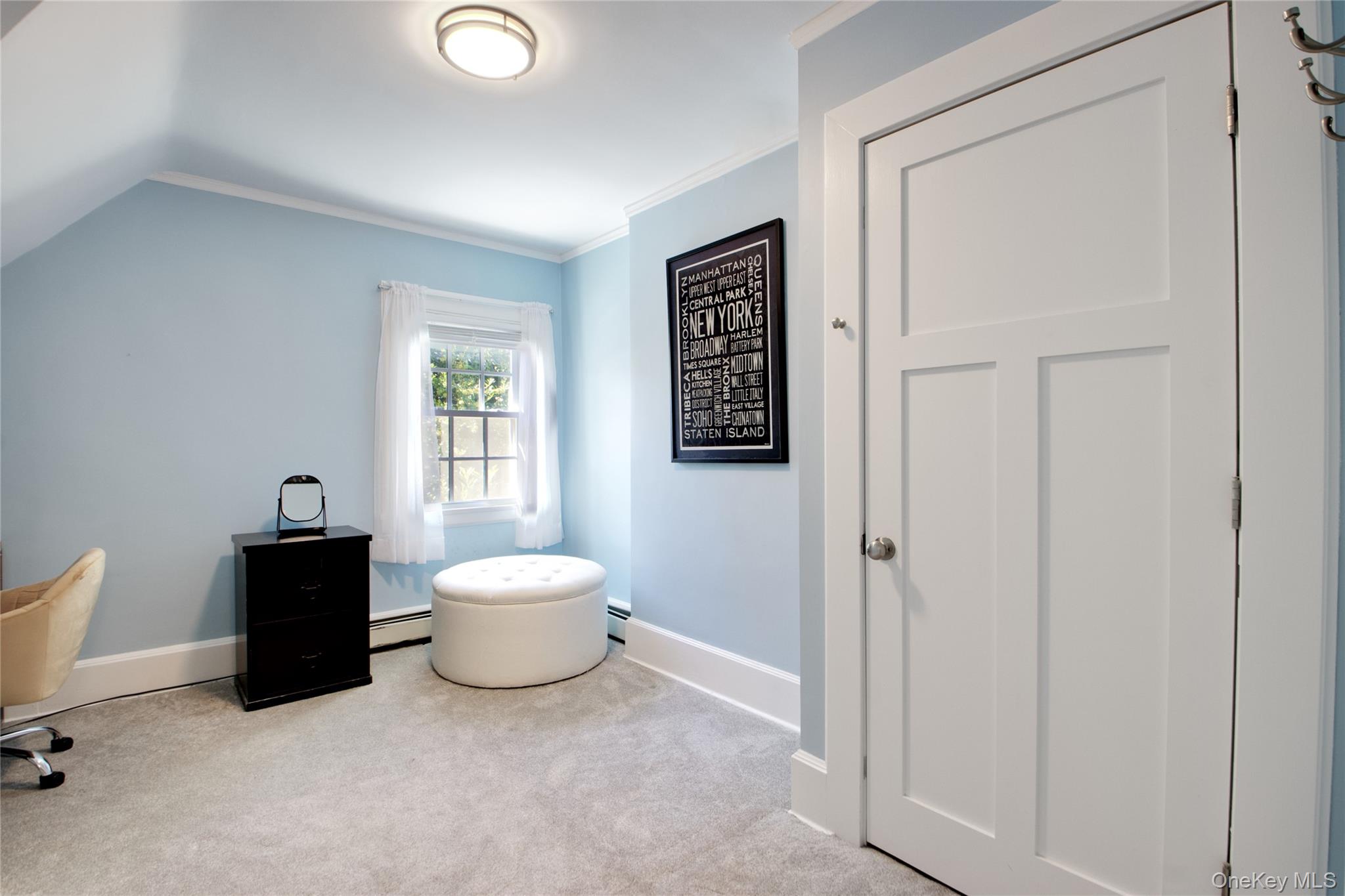 22 Franklin Court, Garden City, NY 11530