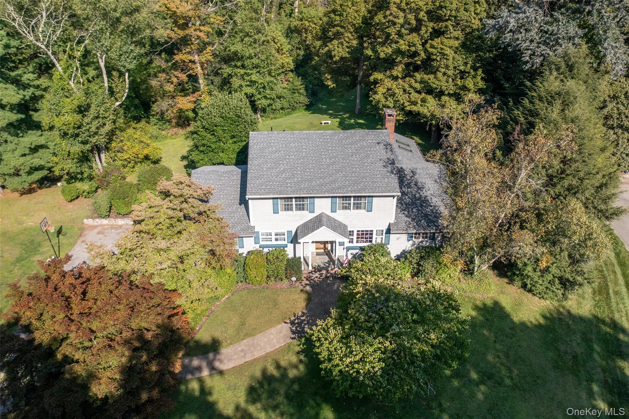 102 Stream Lane, Pleasant Valley, NY 12569