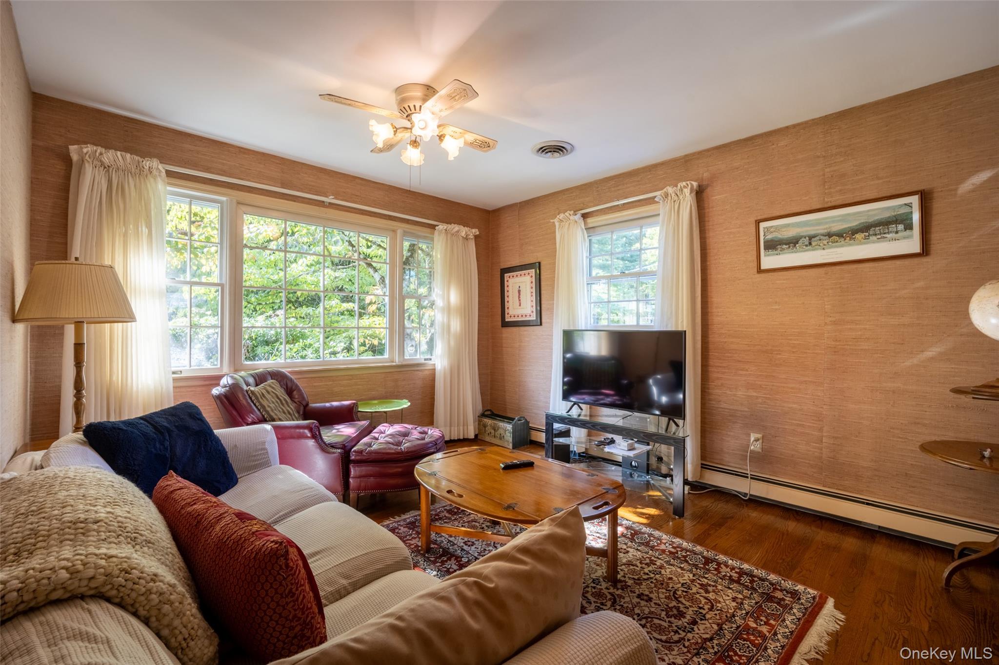 102 Stream Lane, Pleasant Valley, NY 12569