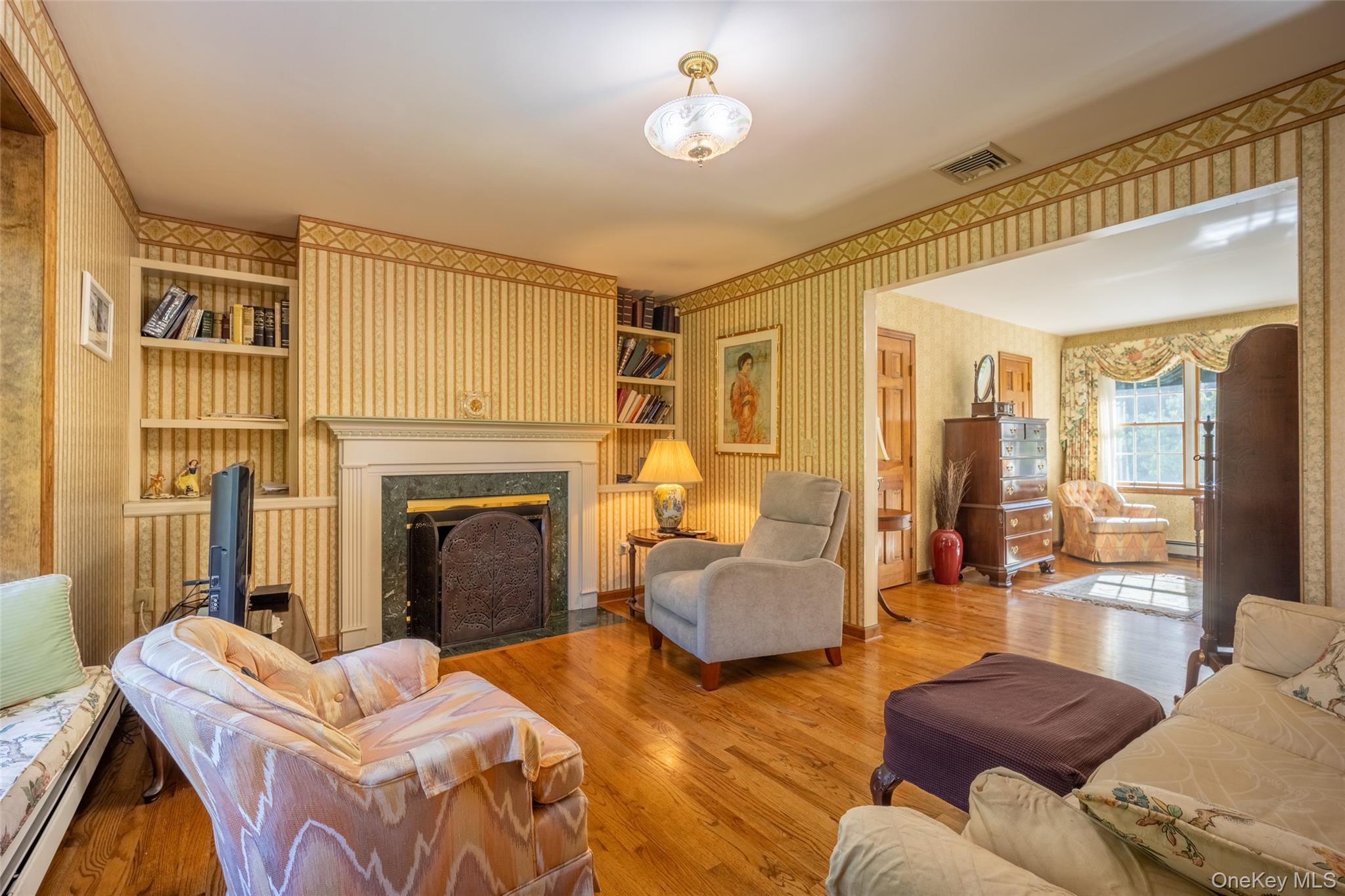 102 Stream Lane, Pleasant Valley, NY 12569