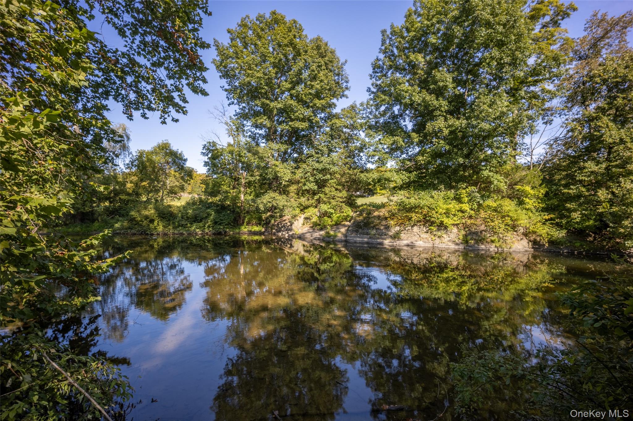 102 Stream Lane, Pleasant Valley, NY 12569