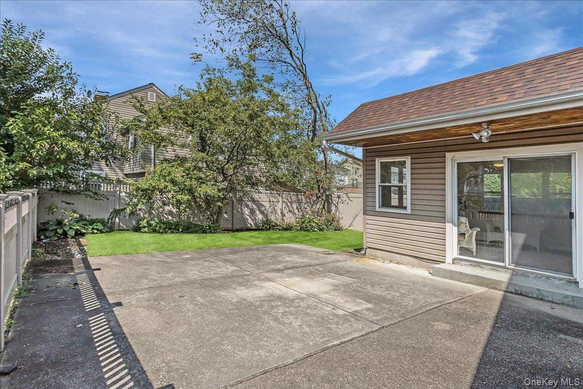 305 Crowell Street, Hempstead, NY 11550