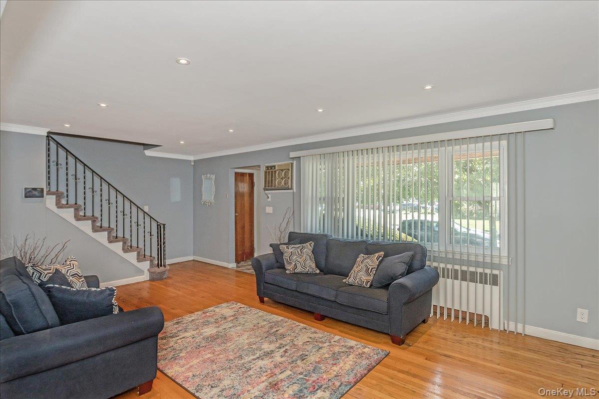 305 Crowell Street, Hempstead, NY 11550