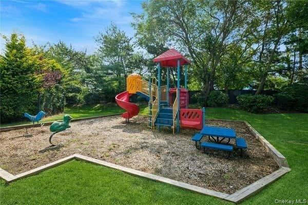 100 Daly Boulevard # 801, Oceanside, NY 11572