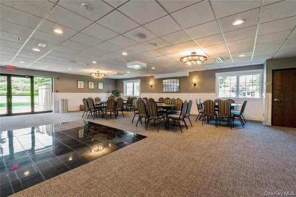 100 Daly Boulevard # 801, Oceanside, NY 11572