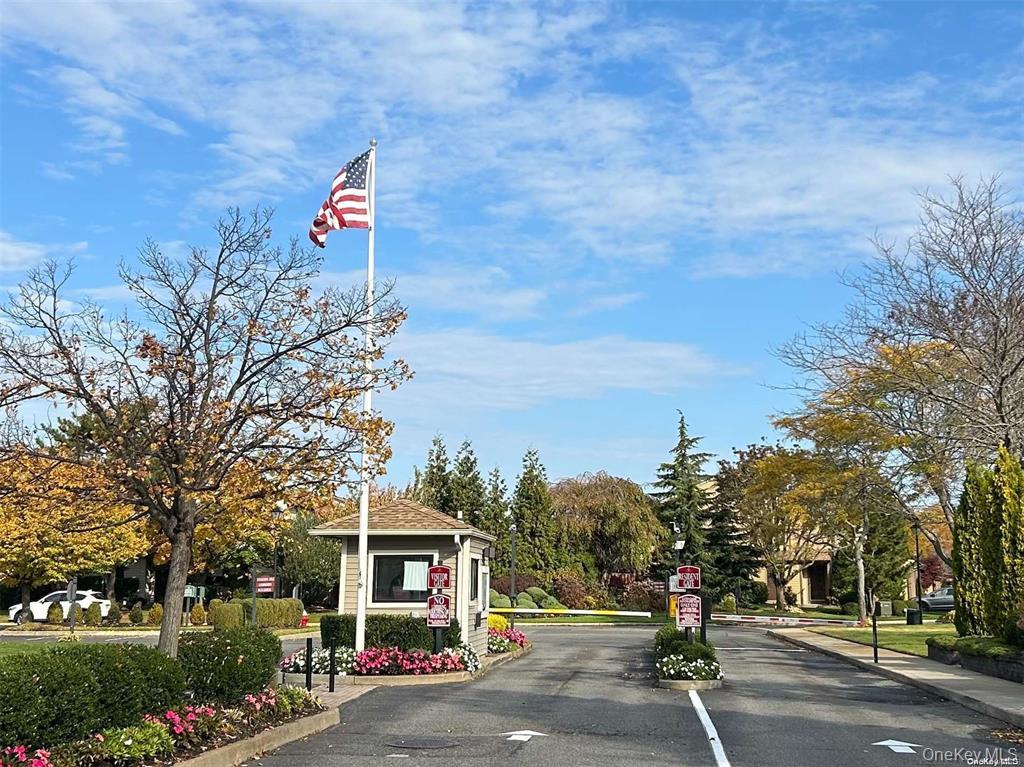 100 Daly Boulevard # 801, Oceanside, NY 11572