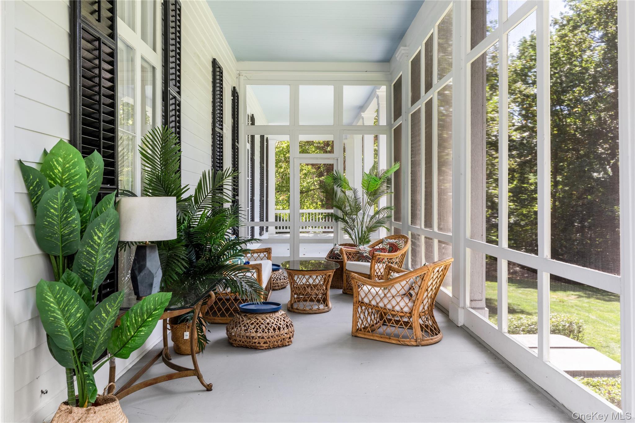 145 Oyster Bay Road, Locust Valley, NY 11560