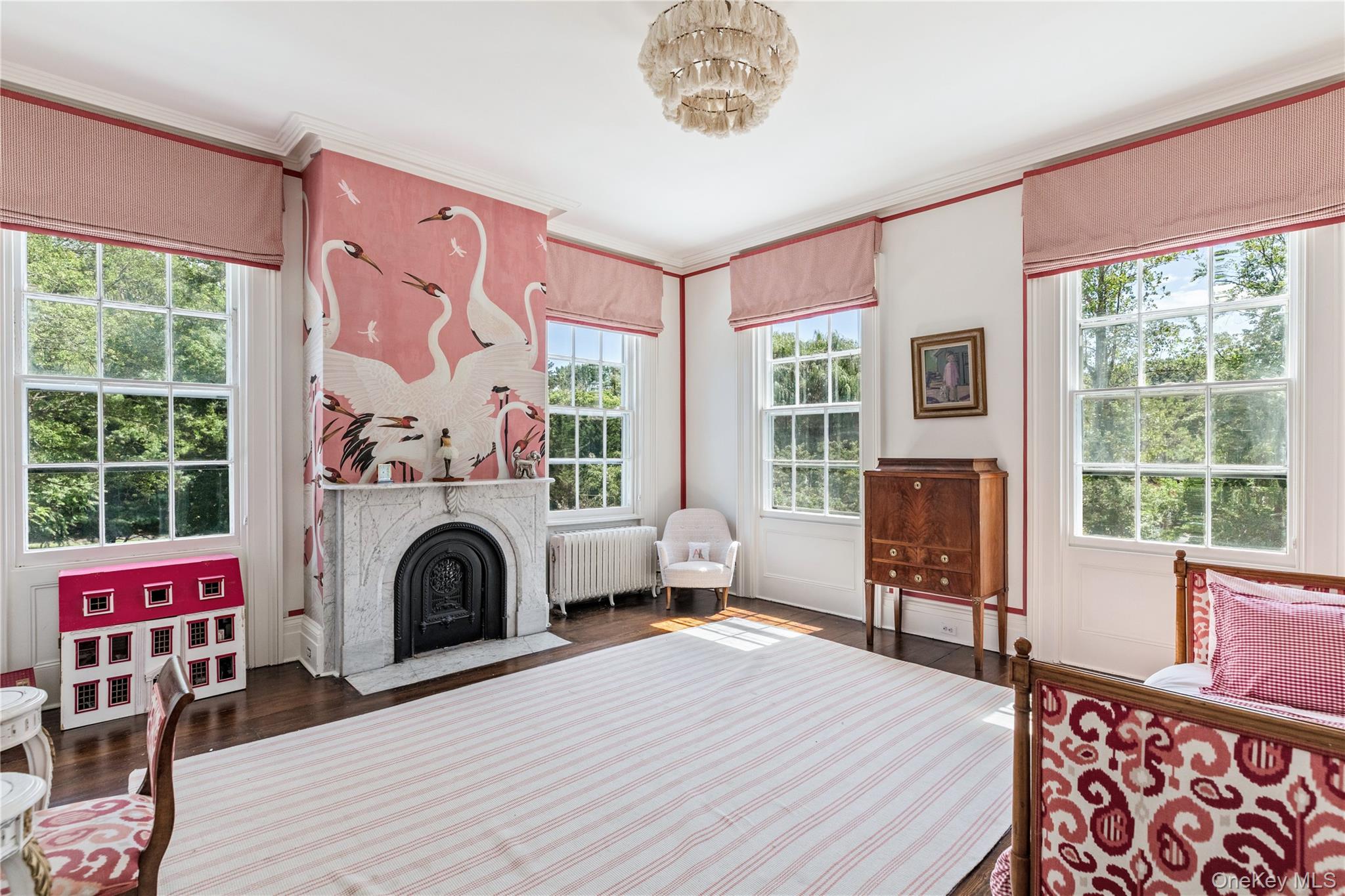 145 Oyster Bay Road, Locust Valley, NY 11560