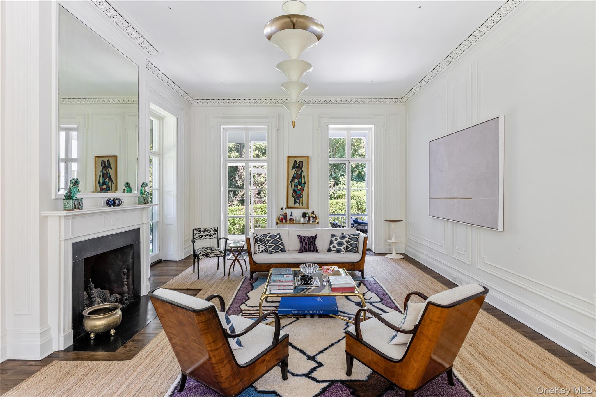 145 Oyster Bay Road, Locust Valley, NY 11560