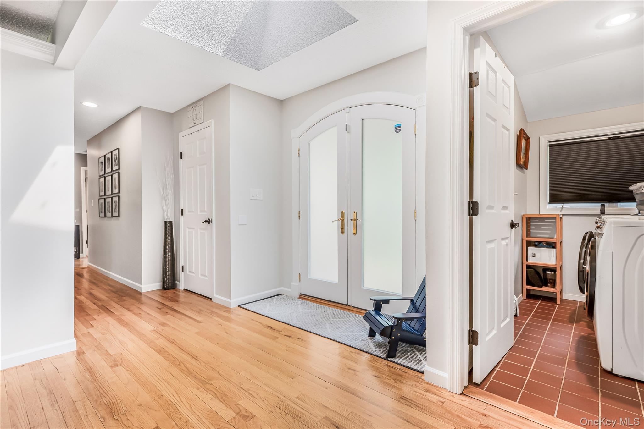 1 Clark Street, Smithtown, NY 11787