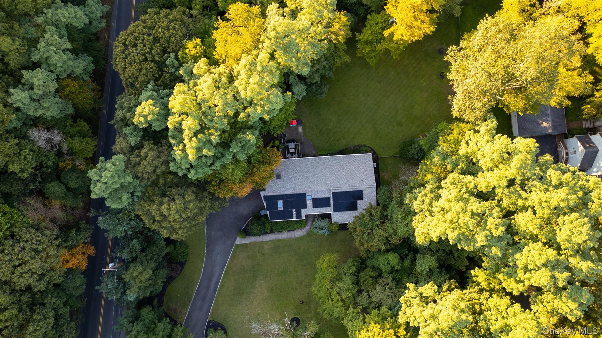 1 Clark Street, Smithtown, NY 11787