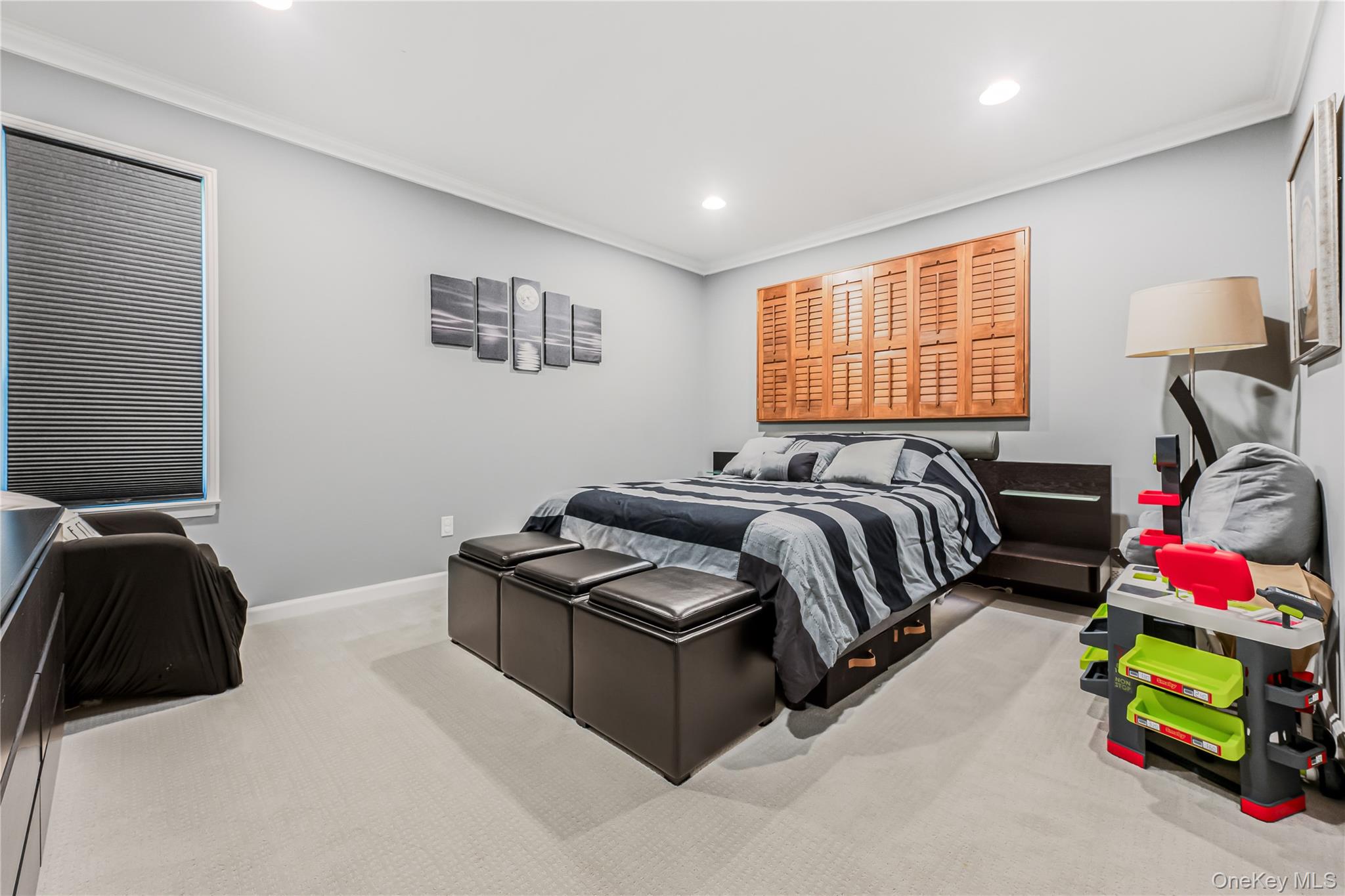 1 Clark Street, Smithtown, NY 11787