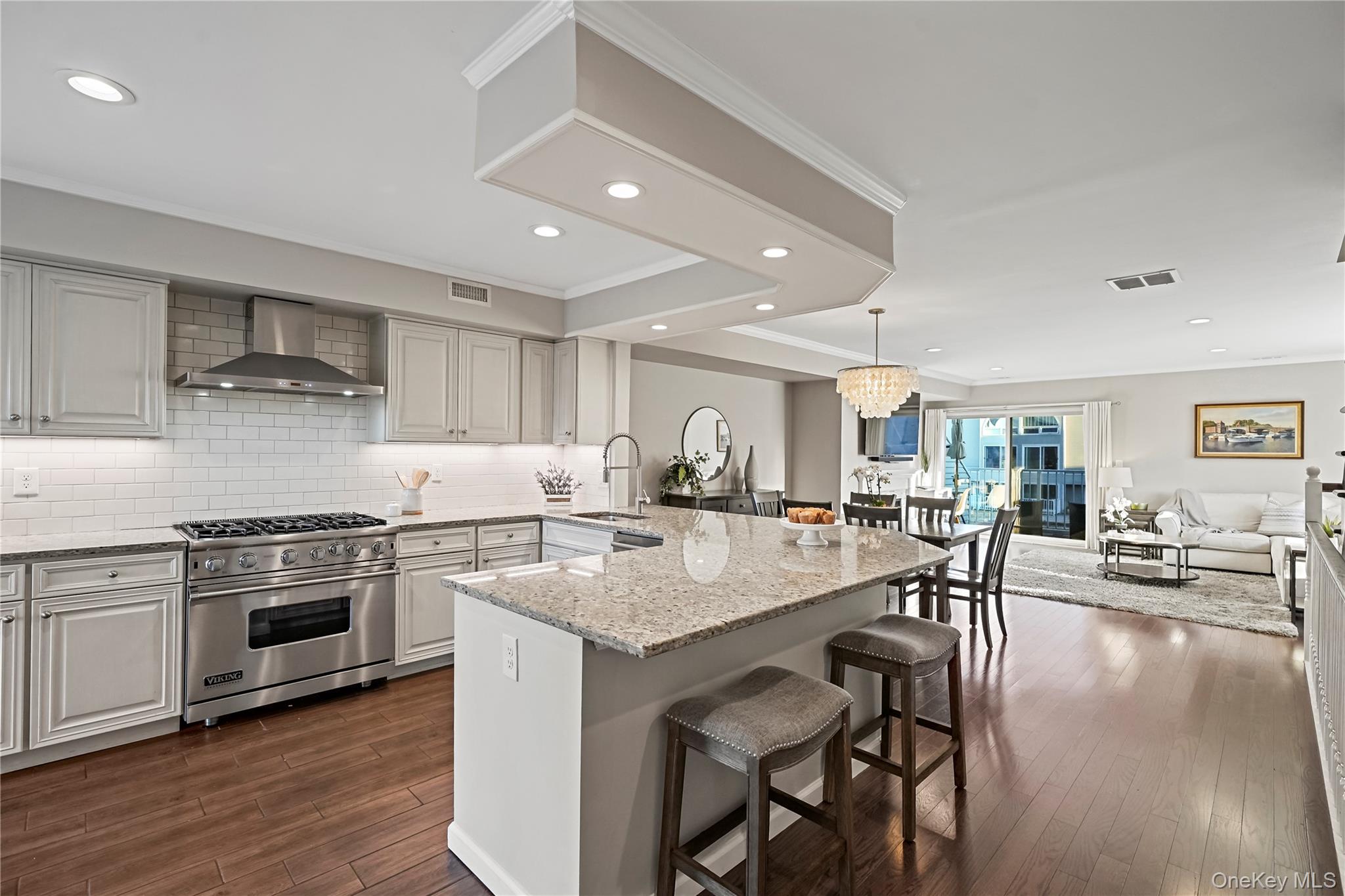 21 Deepwater Way, Bronx, NY 10464