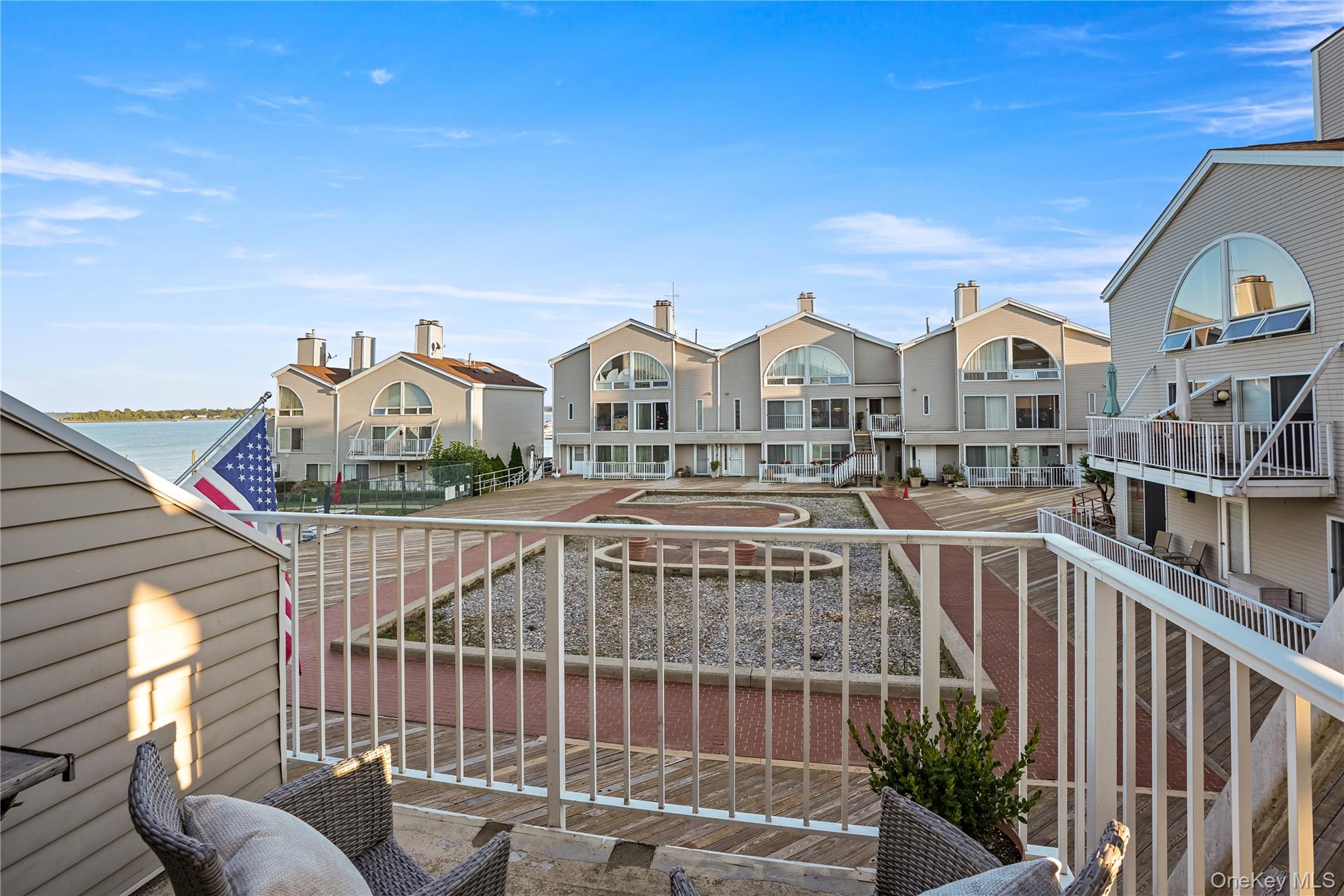 21 Deepwater Way, Bronx, NY 10464