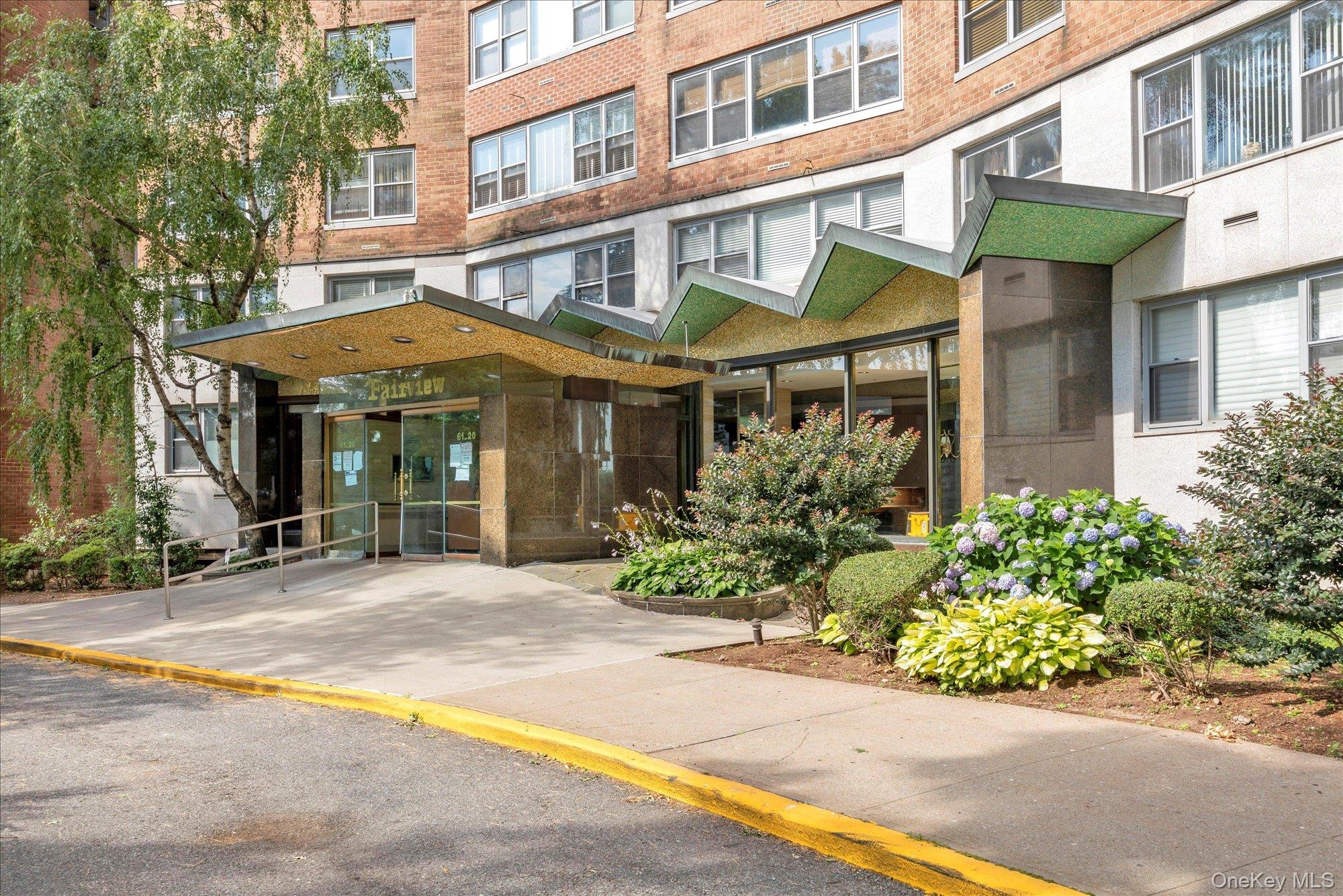 61-20 Grand Central Parkway # C207, Forest Hills, NY 11375