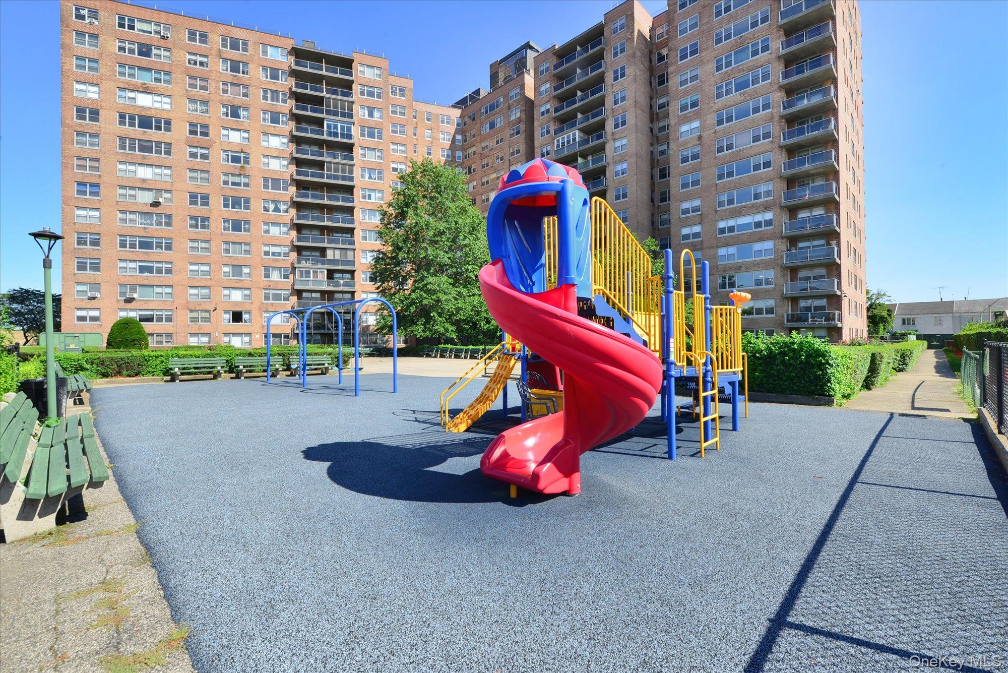 61-20 Grand Central Parkway # C207, Forest Hills, NY 11375