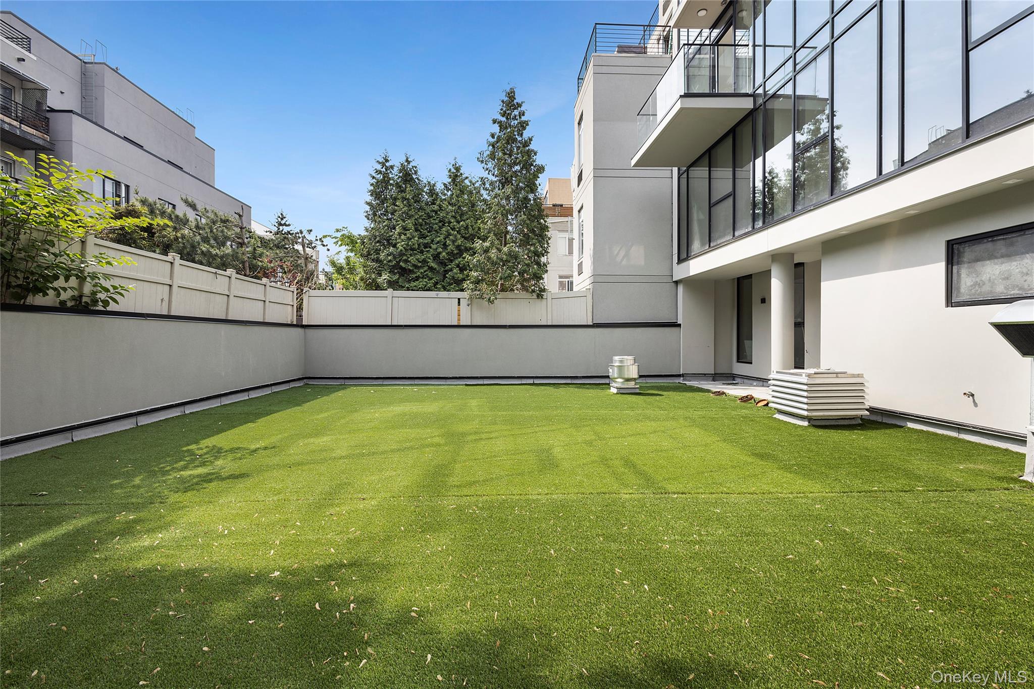 20 Monitor Street, Brooklyn, NY 11222