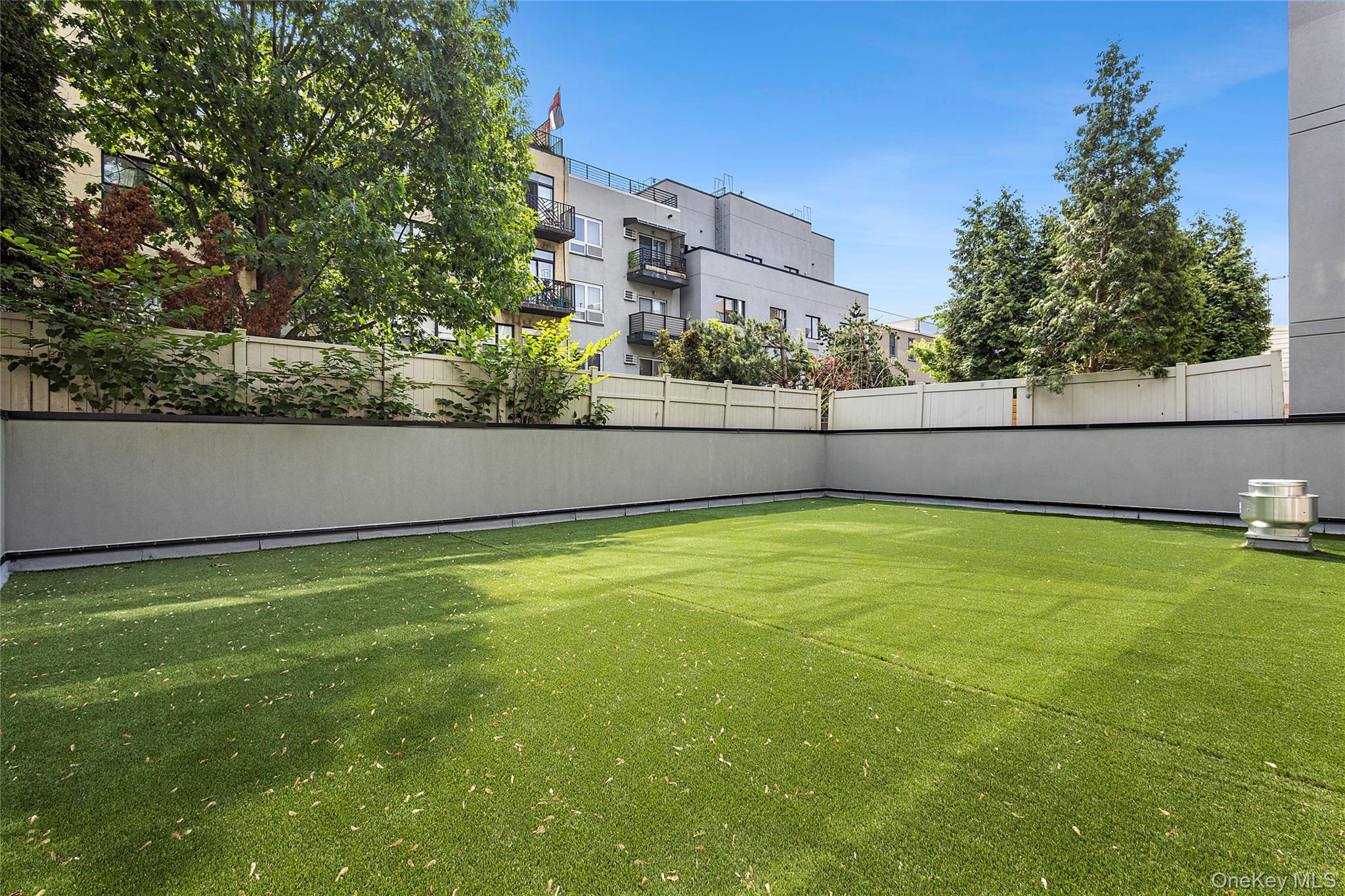 20 Monitor Street, Brooklyn, NY 11222