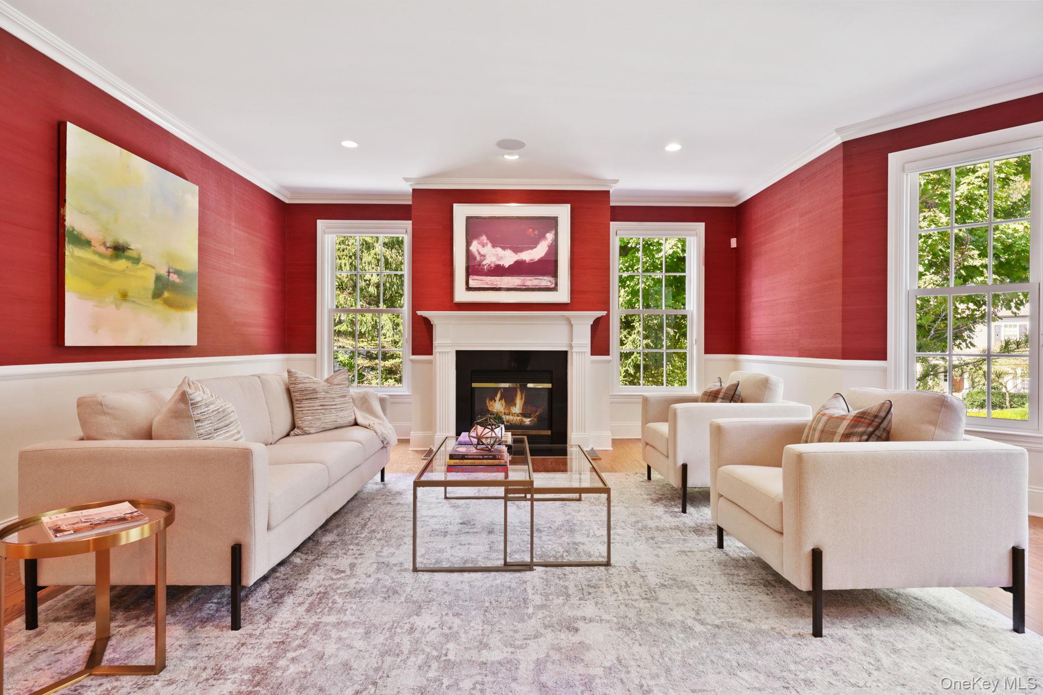 8 Horseguard Lane, Scarsdale, NY 10583