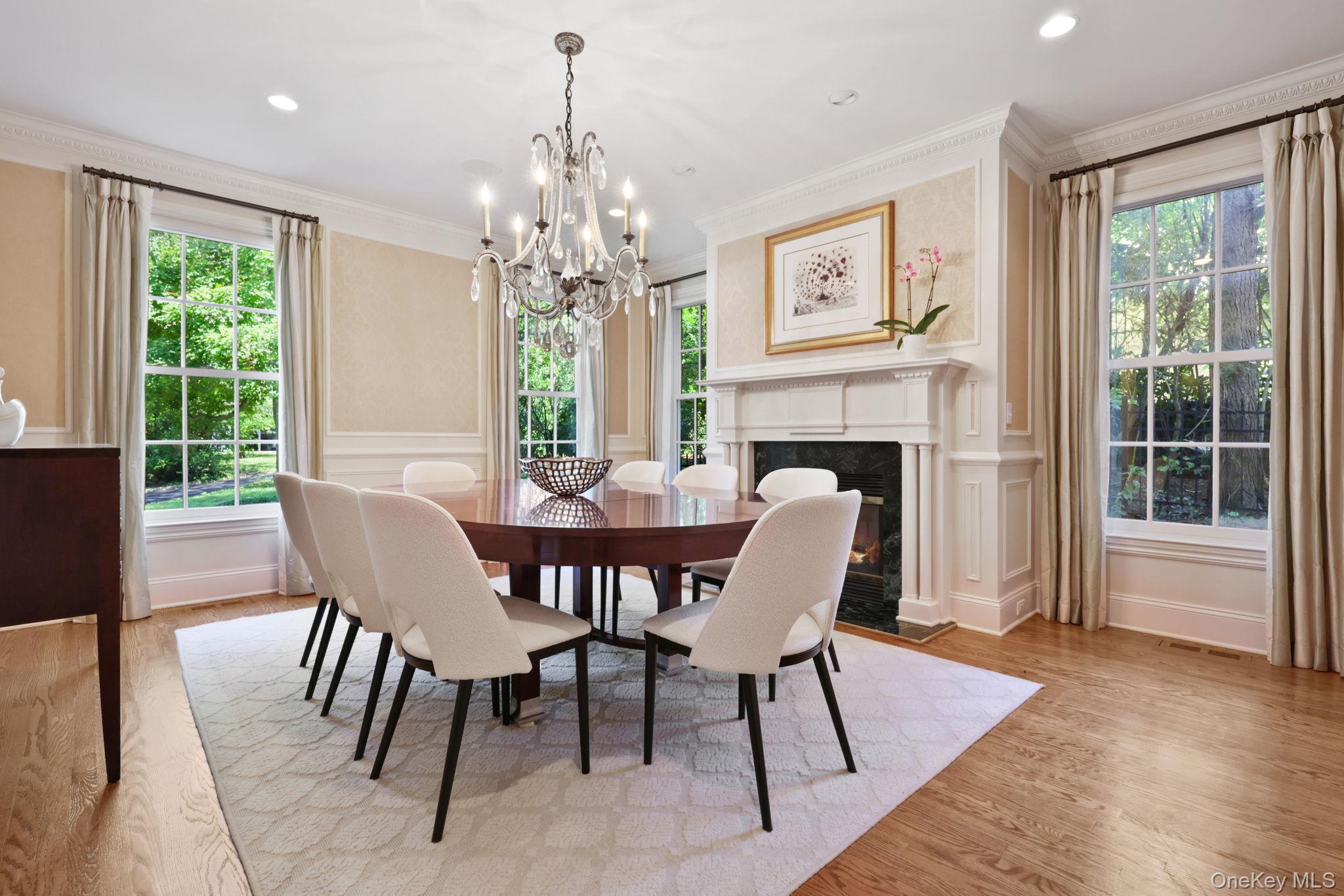 8 Horseguard Lane, Scarsdale, NY 10583