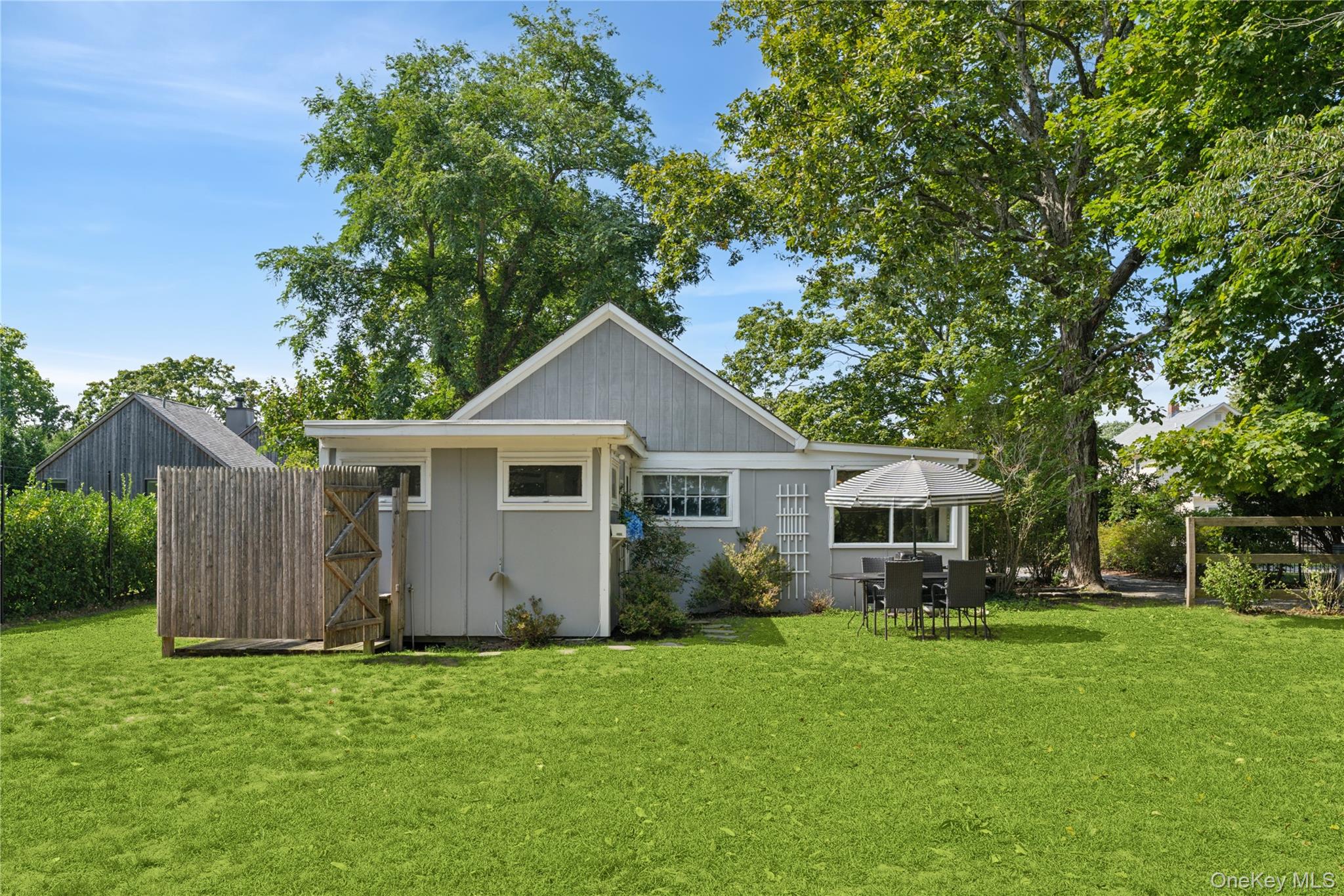 36 Lamb Avenue, Quogue, NY 11959