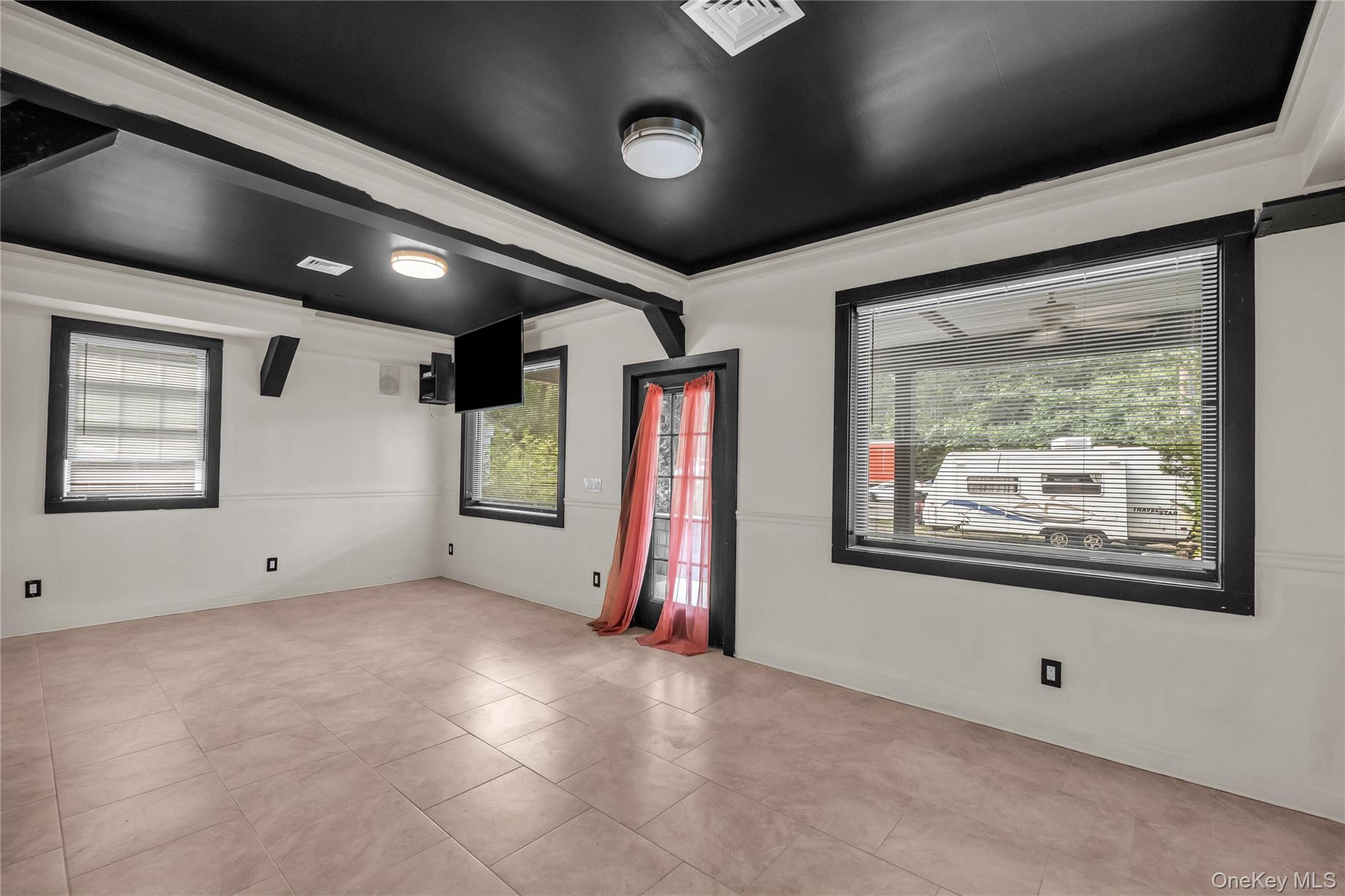 715 Flanders Road, Flanders, NY 11901