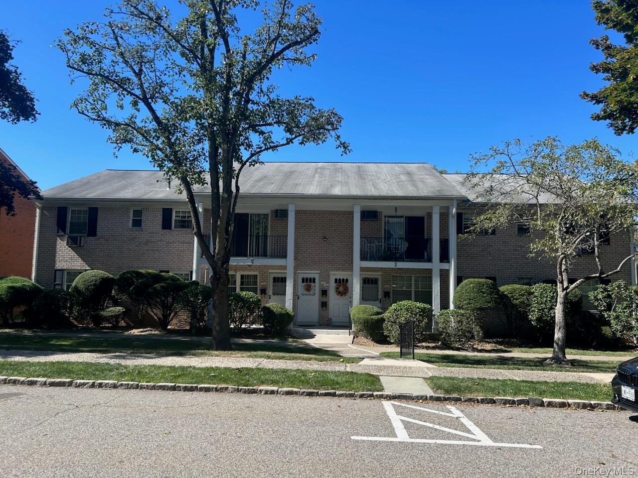 320 Parkside Drive, Suffern, NY 10901